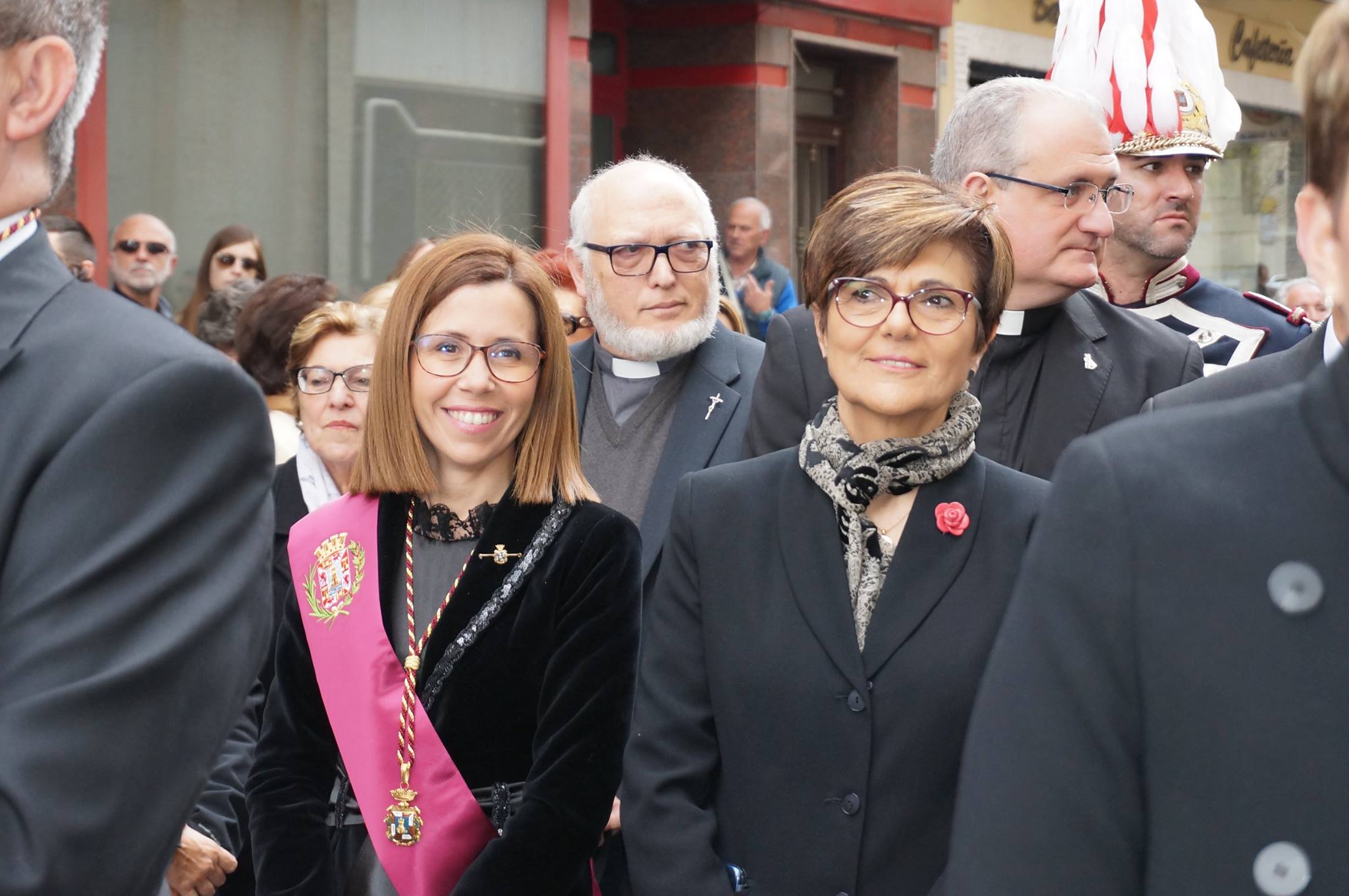 Cartagena celebra hoy a su Patrona, la Virgen de la Caridad. Un día grande lleno de sentimiento y tradición, al que se ha sumado la presidenta de la Asamblea Regional, Rosa Peñalver, asistiendo a la ofrenda de la Onza de Oro y el pregón, pronunciado por J