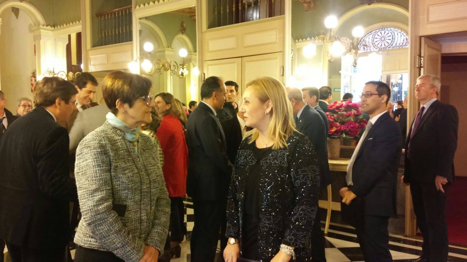 La presidenta de la Asamblea Regional, en el aniversario de Amefmur