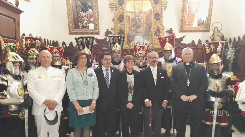 Rosa Peñalver ha asistido a la misa pontifical celebrada en la iglesia parroquial de El Salvador