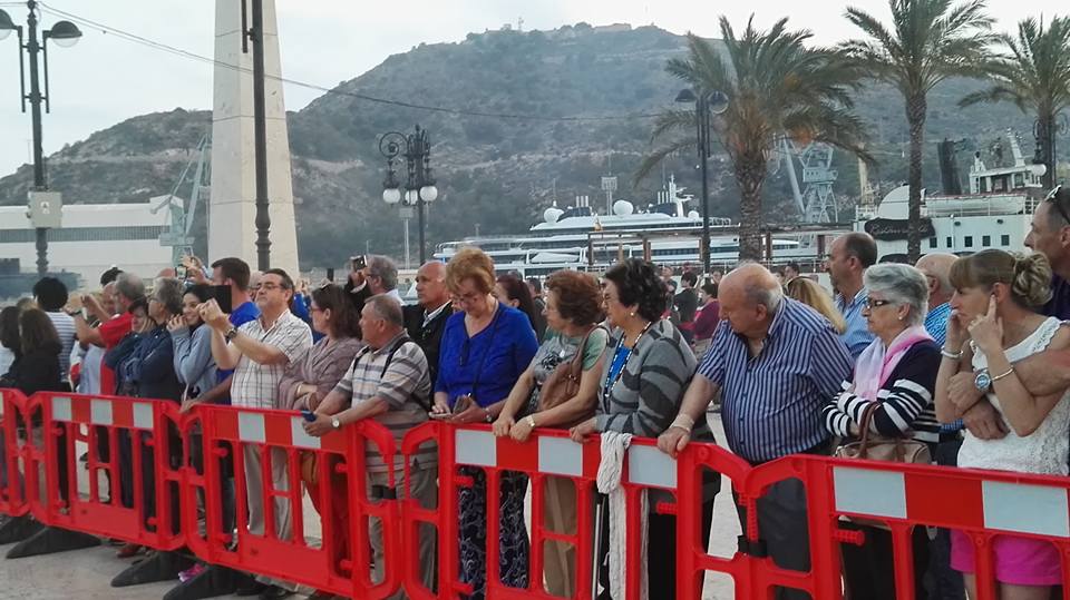 Acto solemne de arriado de Bandera por la celebración del Día de las Fuerzas Armadas