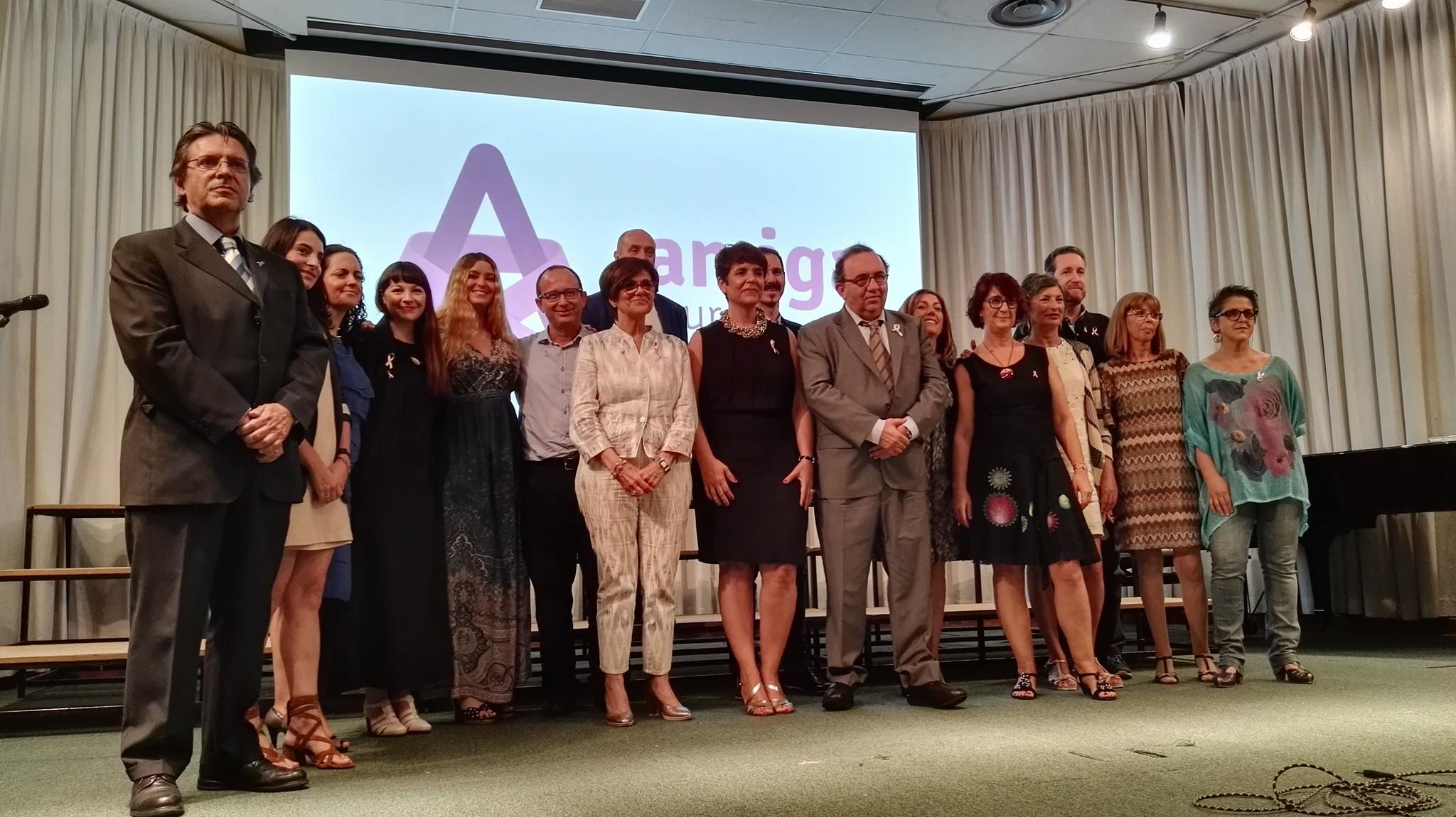 Amiga Murcia impuso anoche sus lazos solidarios