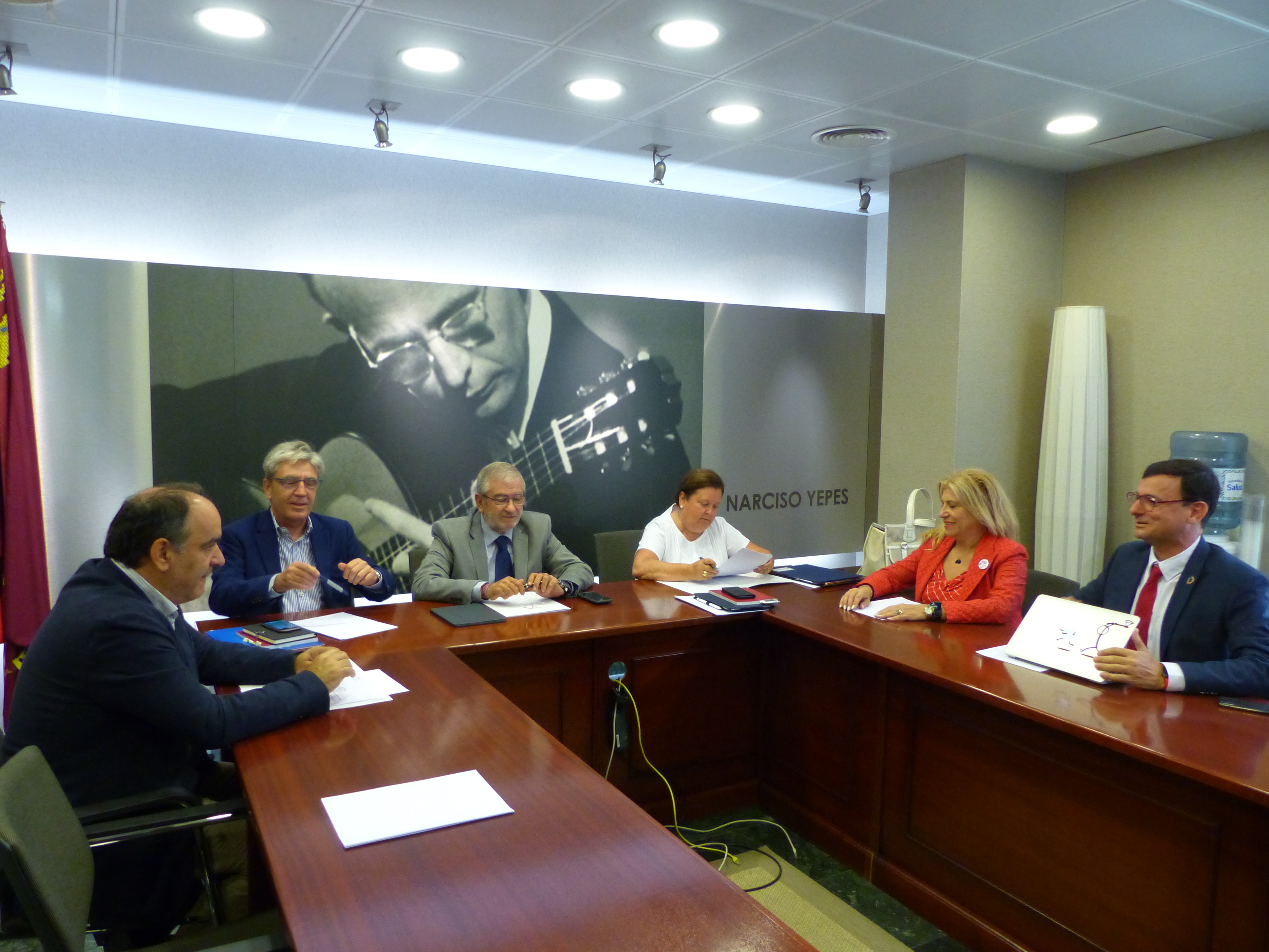 Reunión de la Mesa de la Asamblea Regional