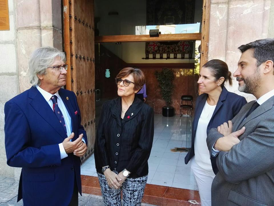 La presidenta, portavoces y diputados regionales, en la apertura del Año Judicial