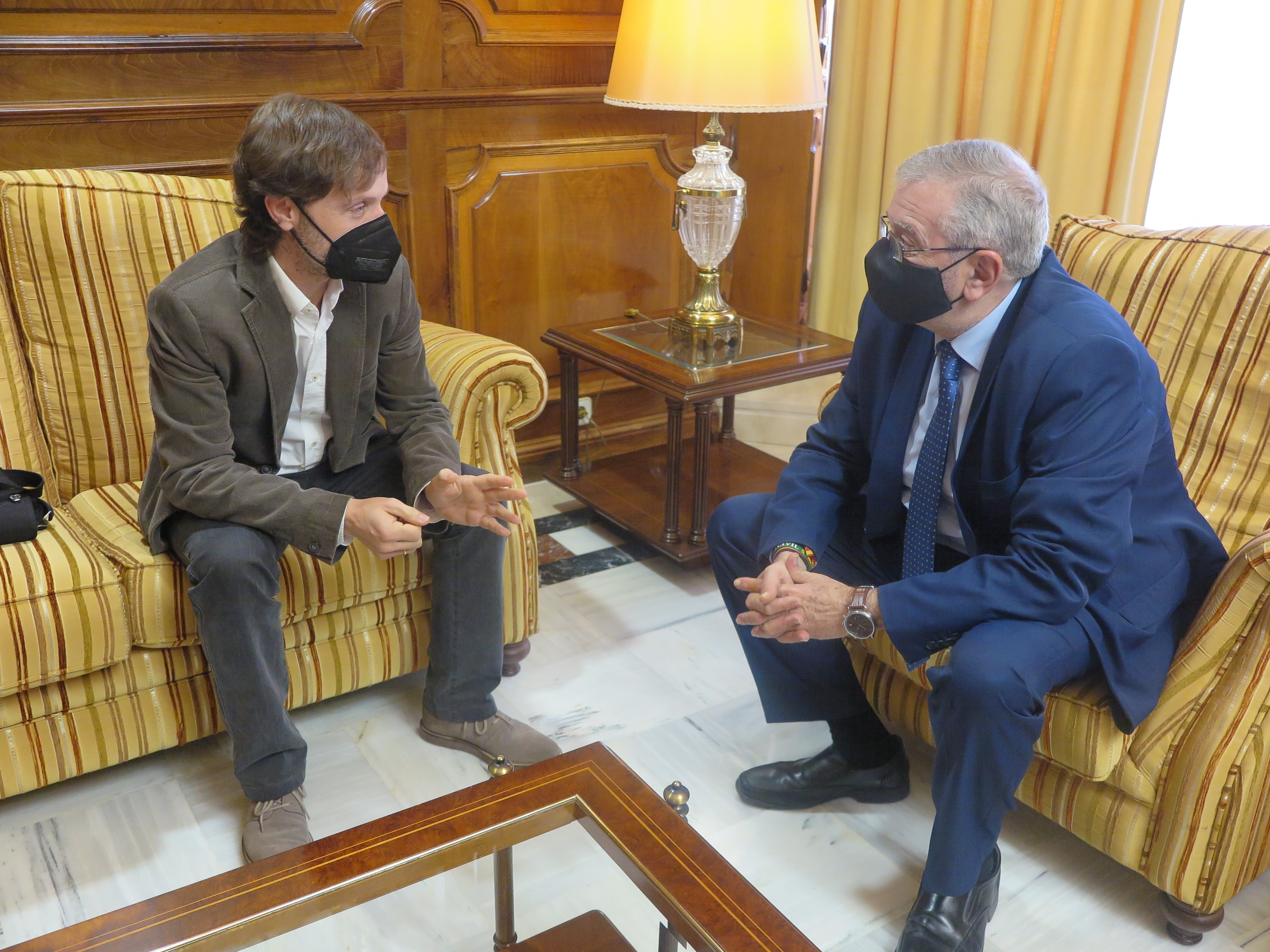 Un momento de la reunión entre Alberto Castillo y Carlos Molina