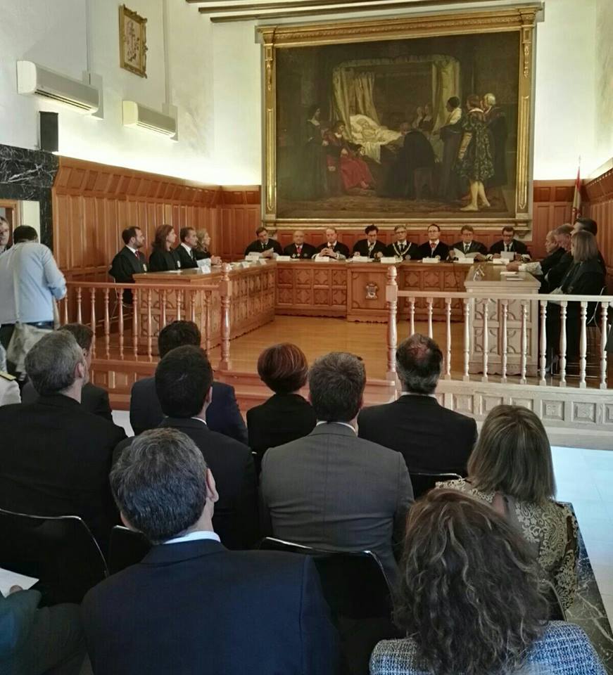 La presidenta, portavoces y diputados regionales, en la apertura del Año Judicial