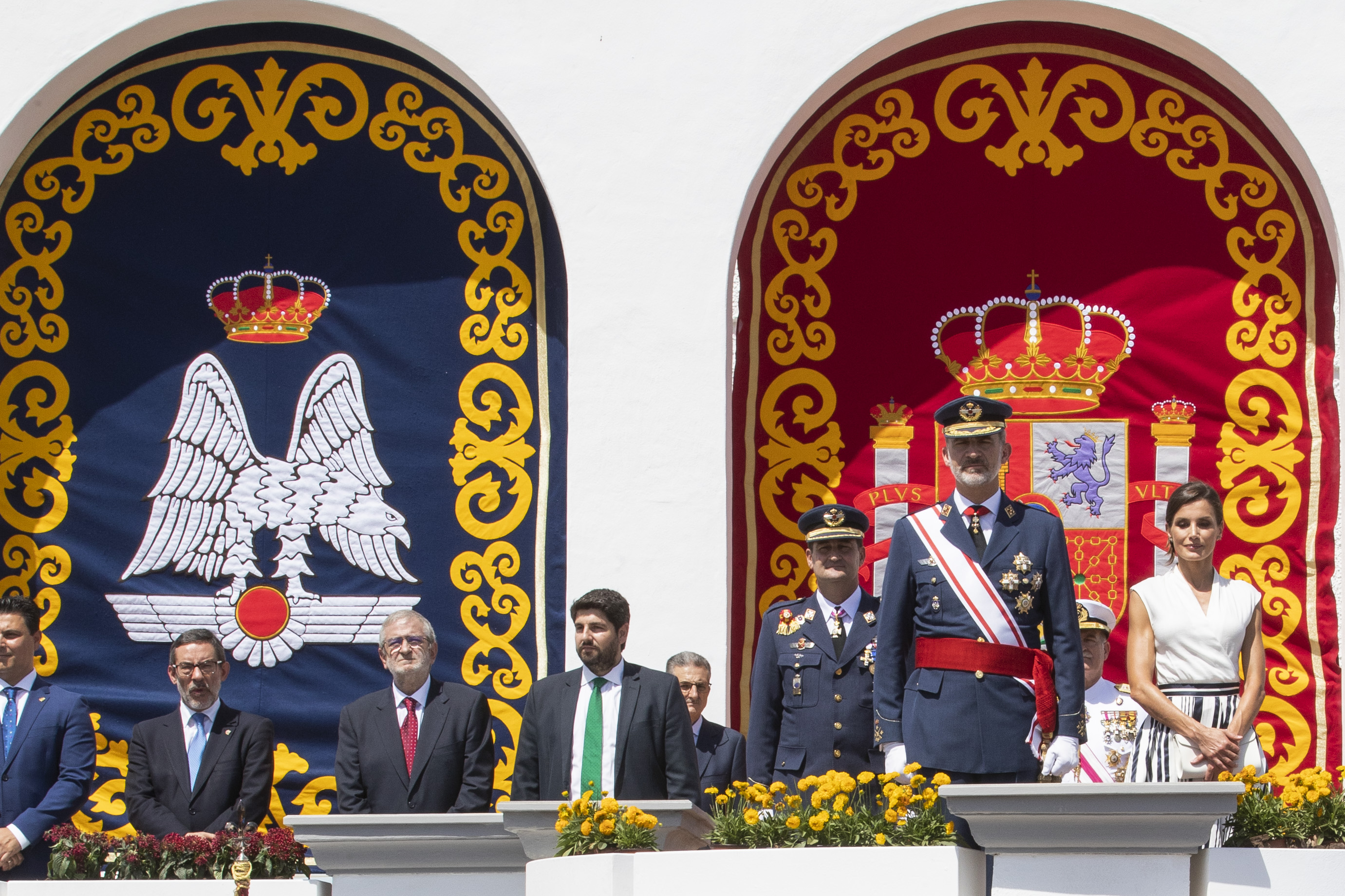 El presidente de la Asamblea, Alberto Castillo, en la tribuna de autoridades