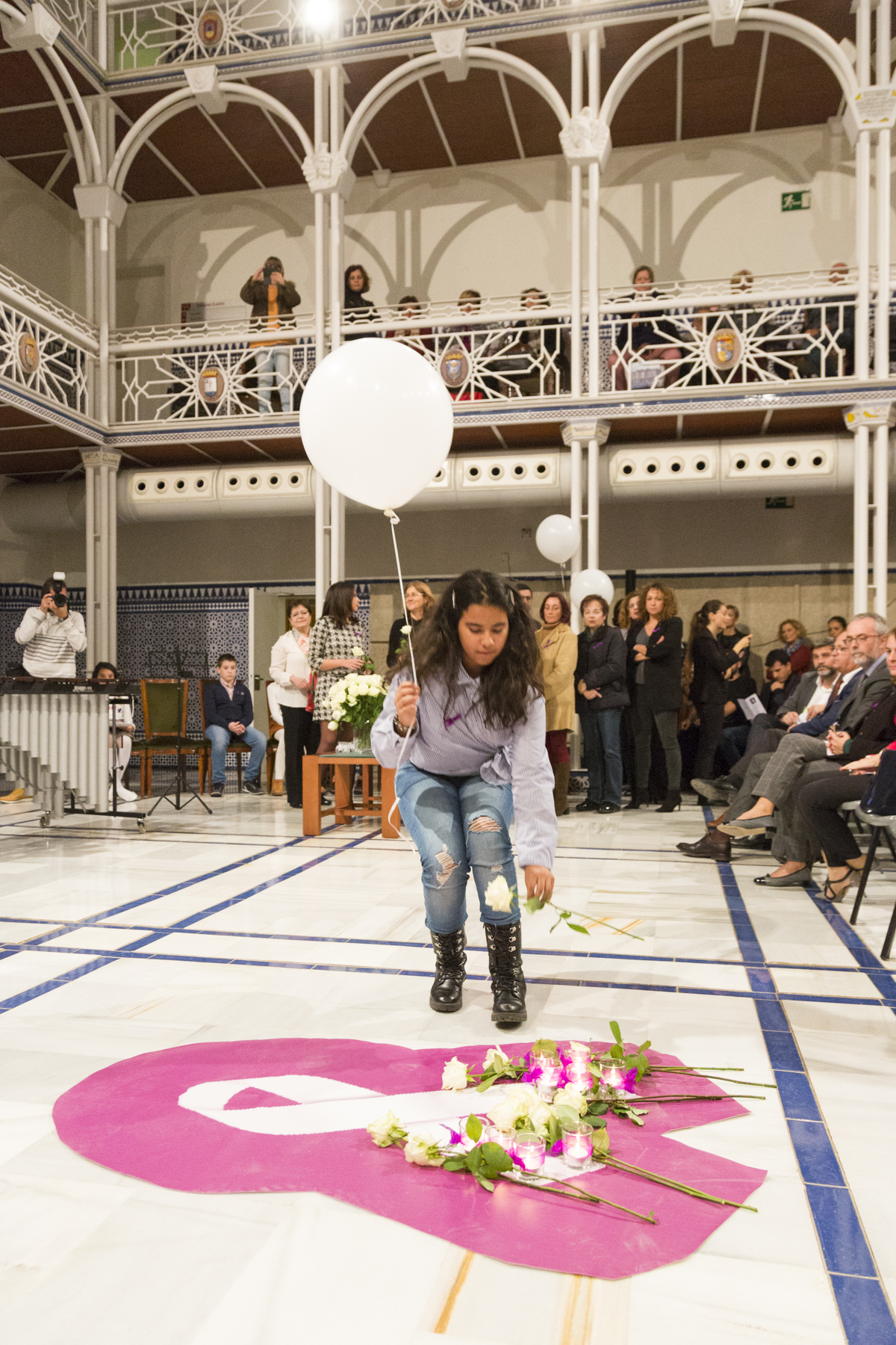 Acto homenaje a las víctimas de violencia de género