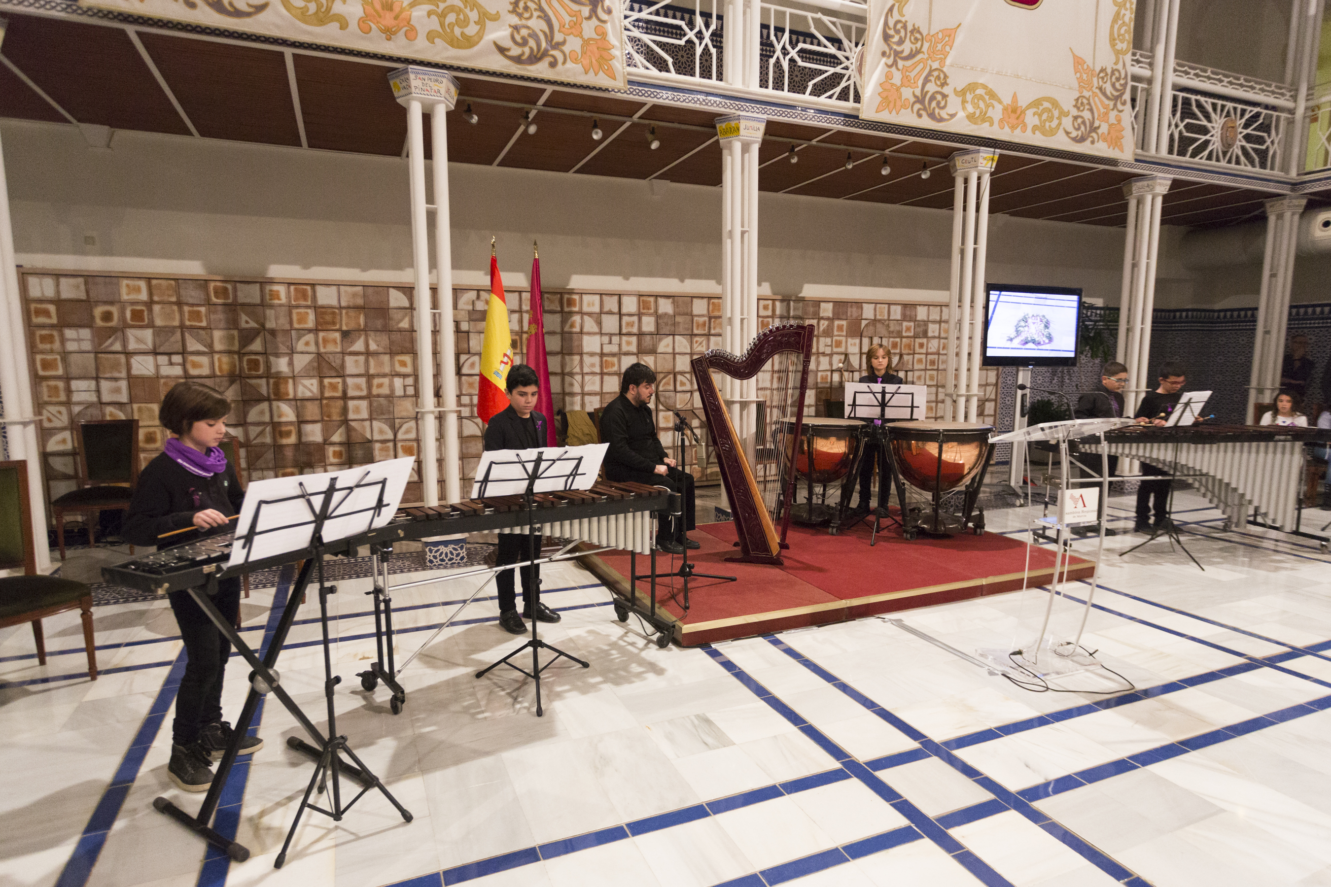 Acto homenaje a las víctimas de violencia de género
