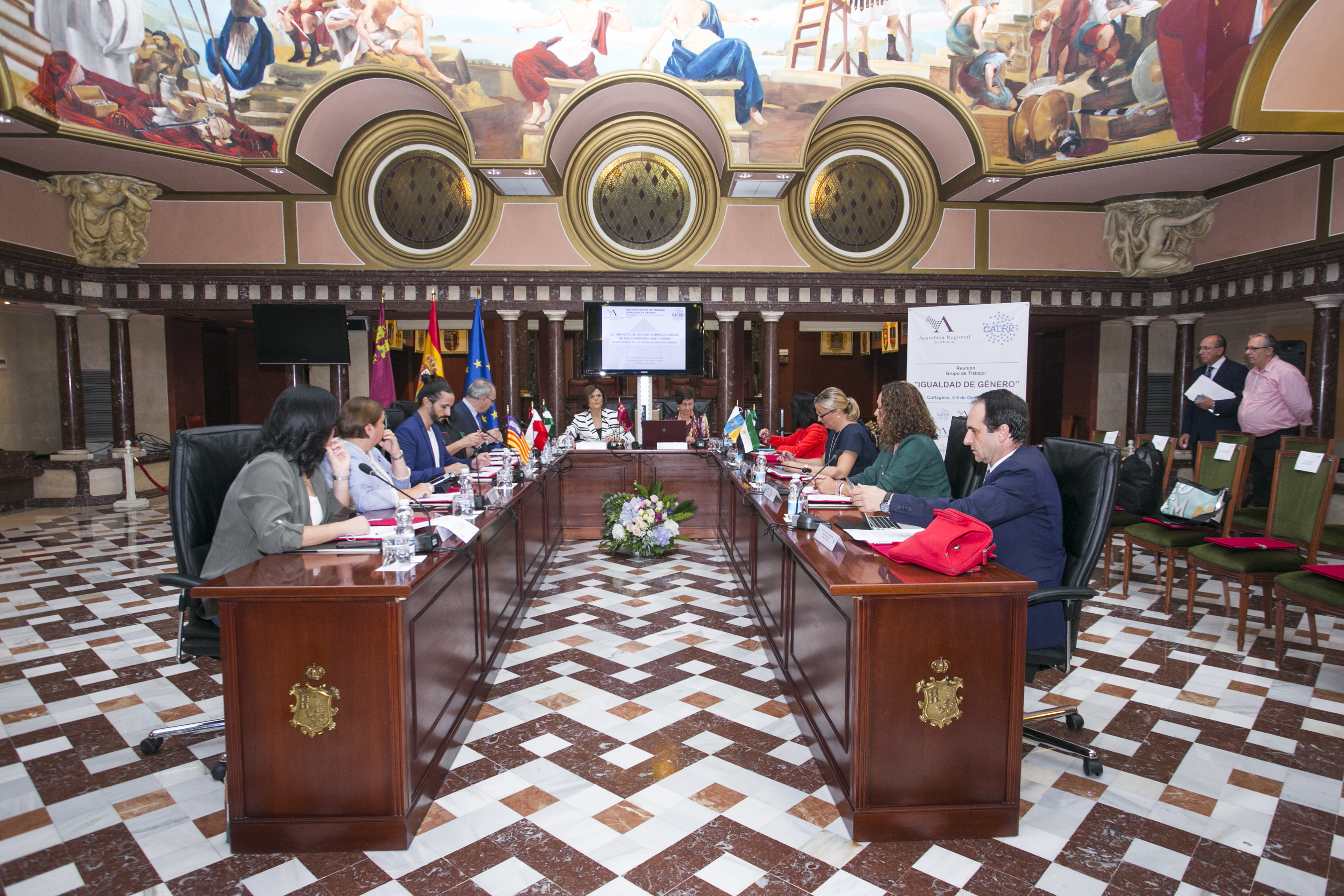Conferencia de María del Mar García Calvente, “El impacto de cuidar sobre la salud de las personas cuidadoras: un exponente de las desigualdades de género”