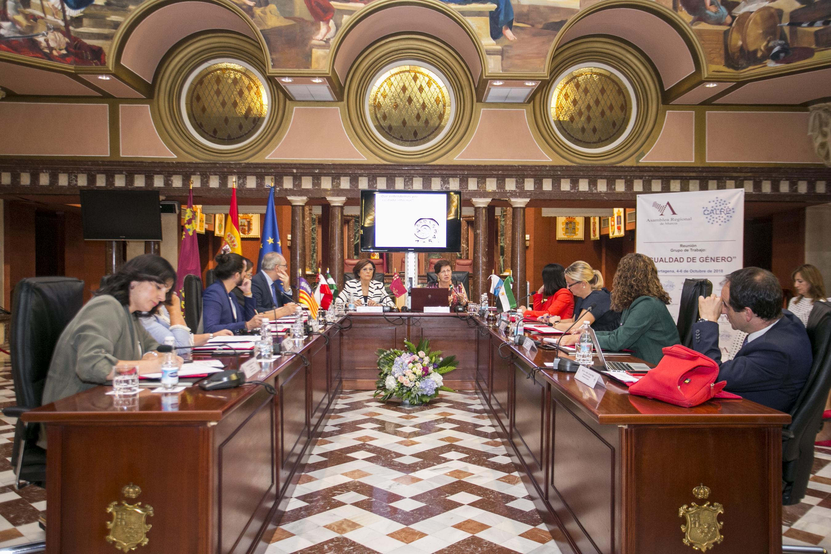 Conferencia de María del Mar García Calvente, “El impacto de cuidar sobre la salud de las personas cuidadoras: un exponente de las desigualdades de género”