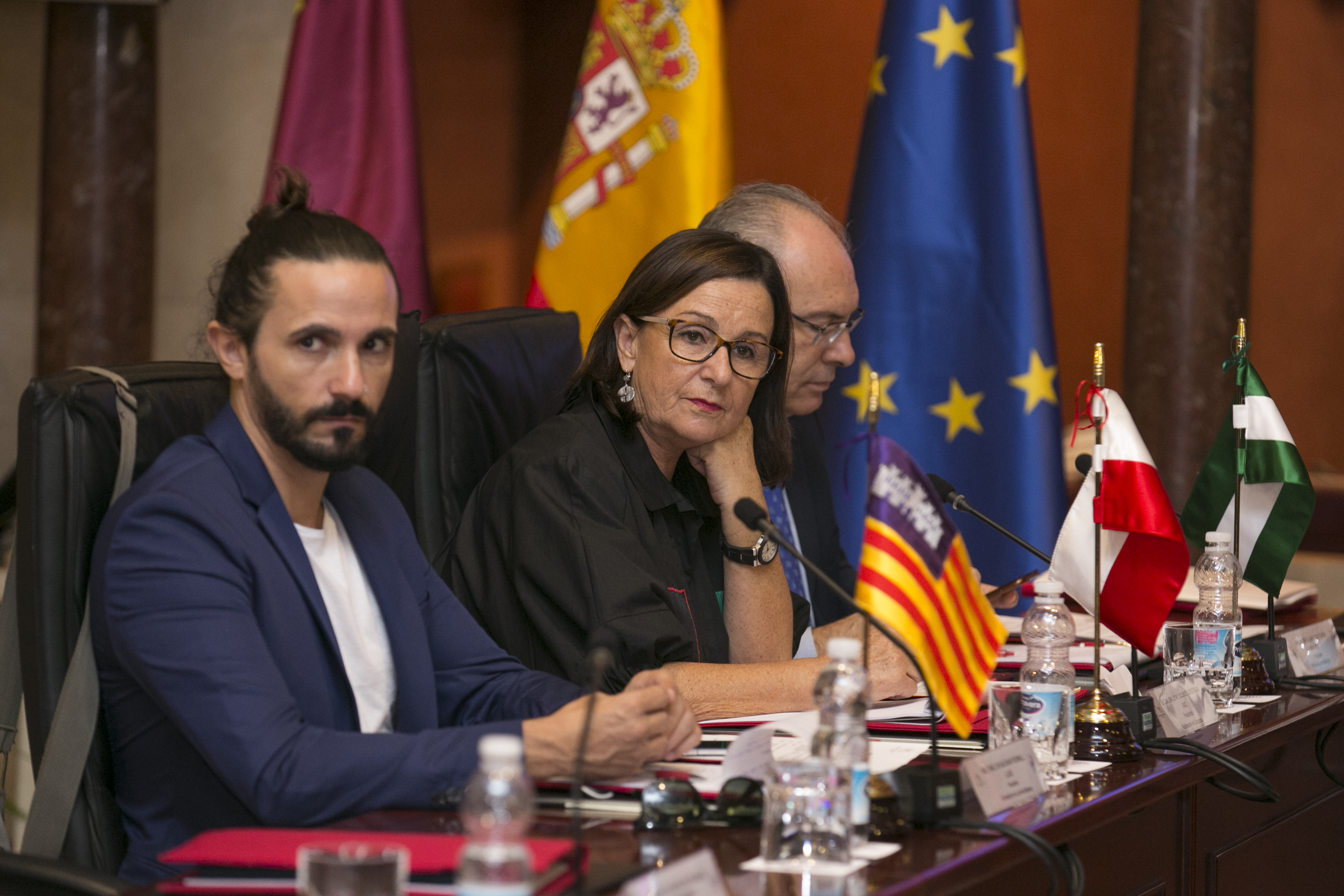 Baltasar Picornell, presidente del Parlamento de Islas Baleares, Dolores Gorostiaga, presidenta del Parlamento de Cantabria, y Juan Pablo Durán, presidente del Parlamento de Andalucía