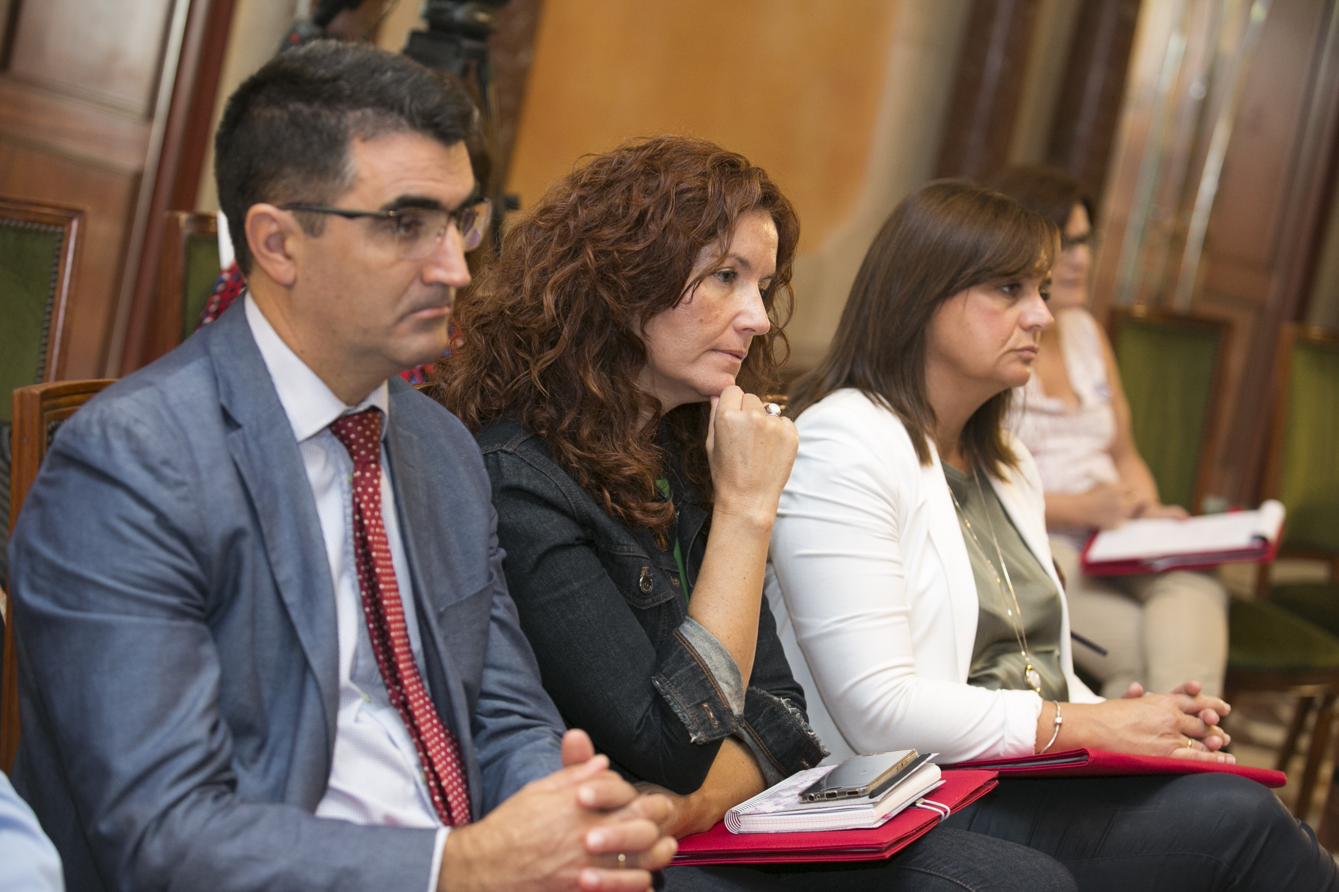 Pilar Carrasquer Oto durante su intervención en las jornadas de Igualdad de Género celebradas en la Asamblea Regional