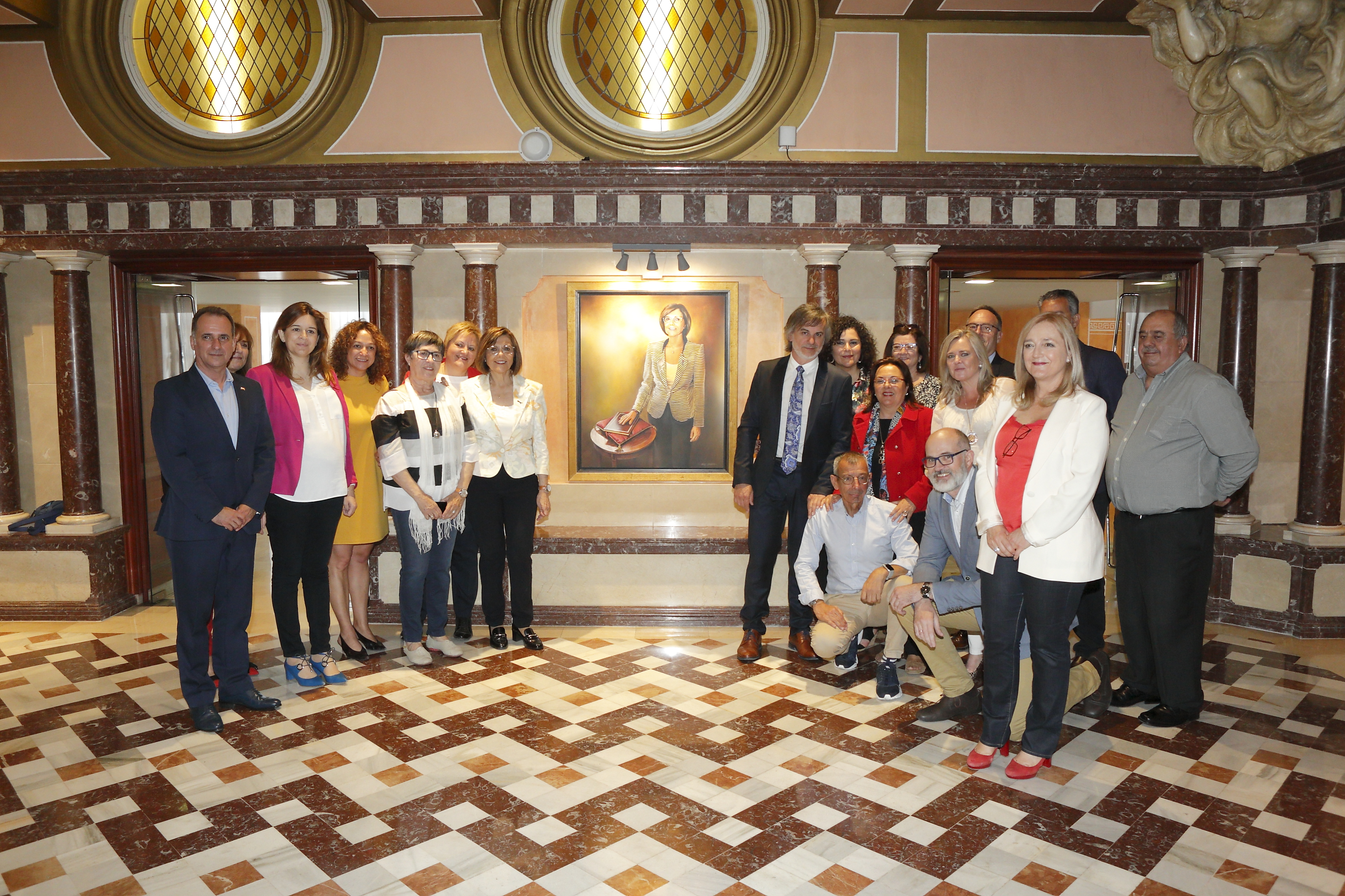 Descubrimiento y presentación del retrato oficial de la presidenta de la Asamblea, Rosa Peñalver
