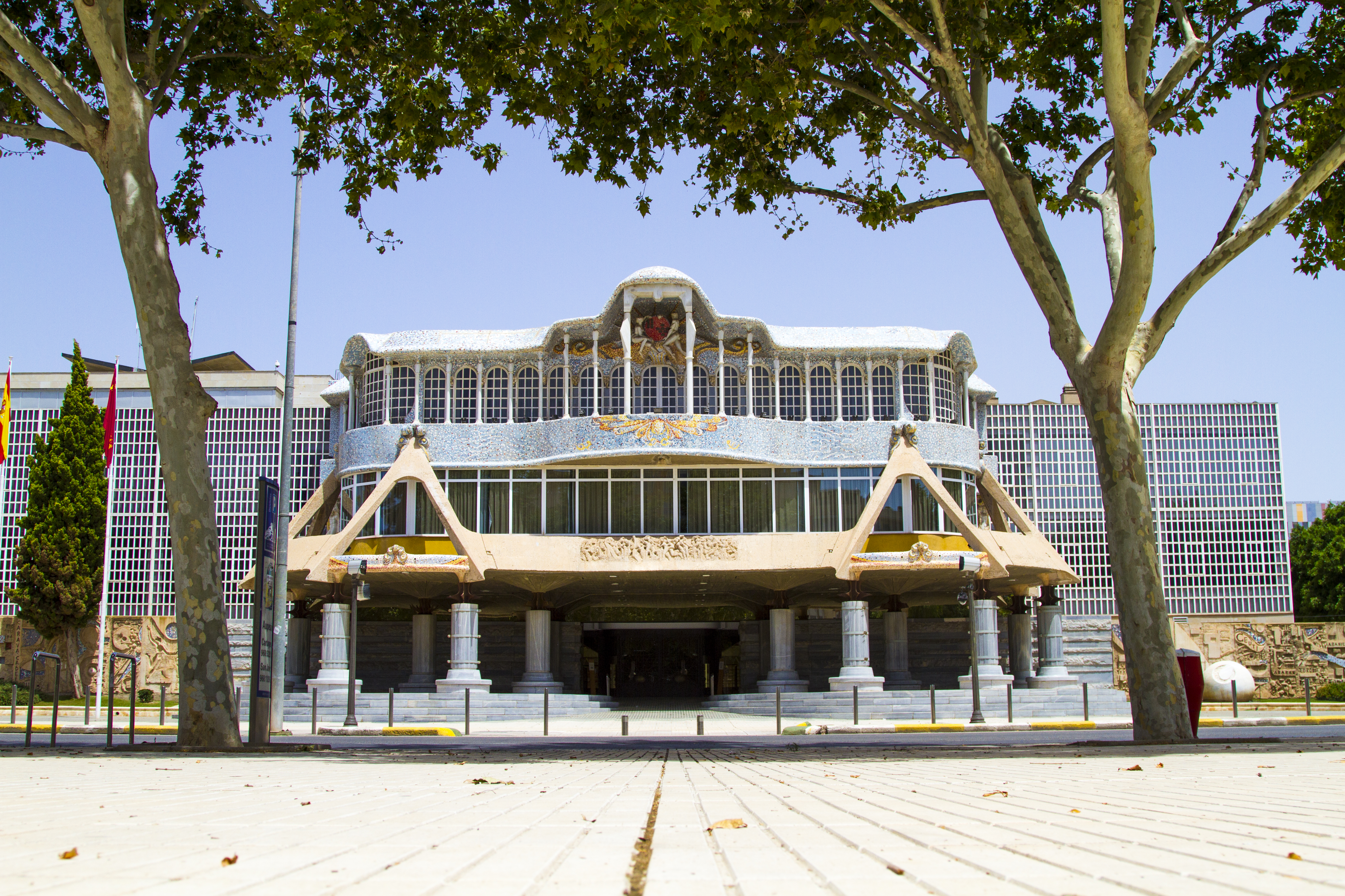 La fachada de la Asamblea Regional de Murcia será escenario del Paro Internacional de Mujeres
