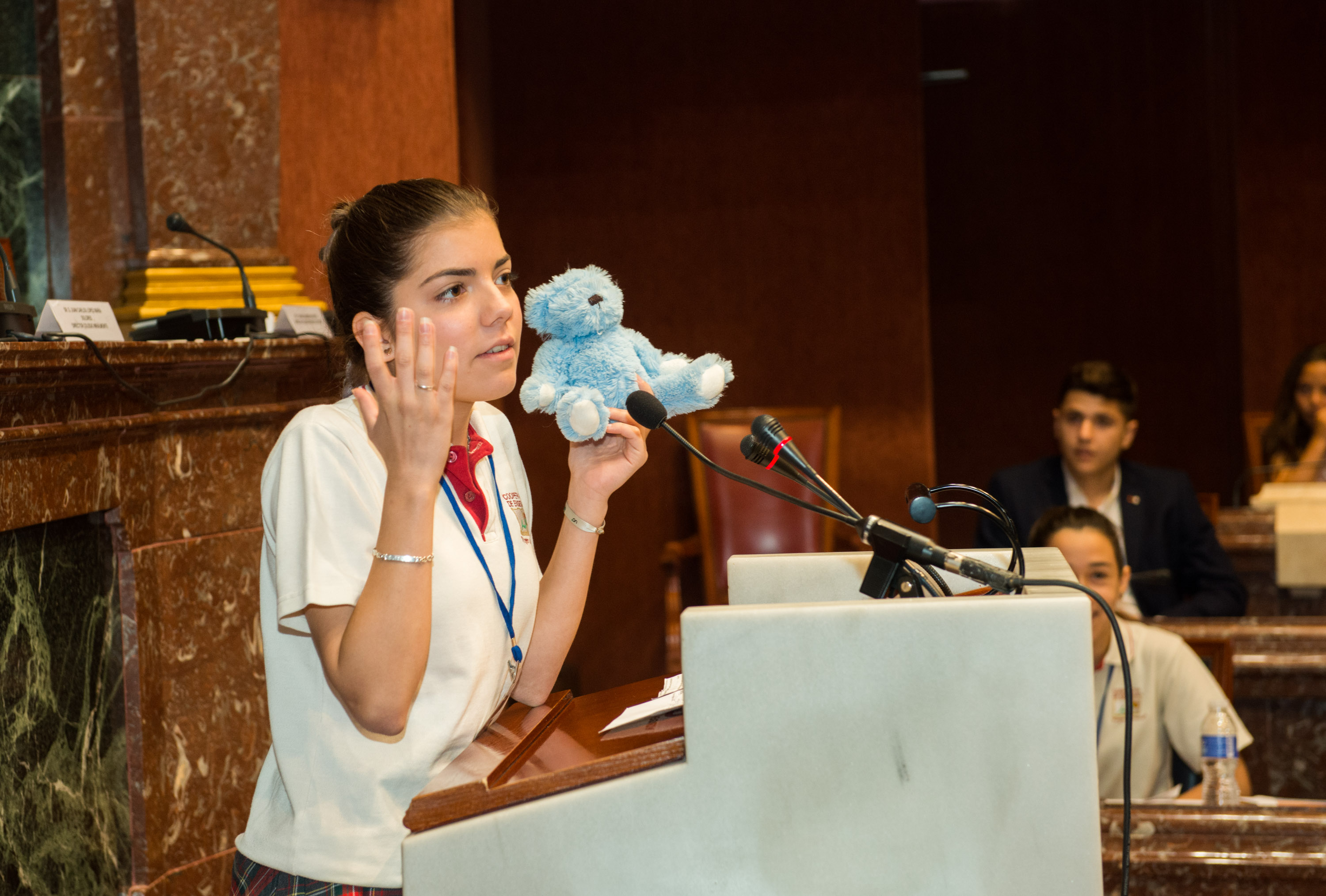 Debate escolar entre los colegios Miralmonte y Virgen del Pasico