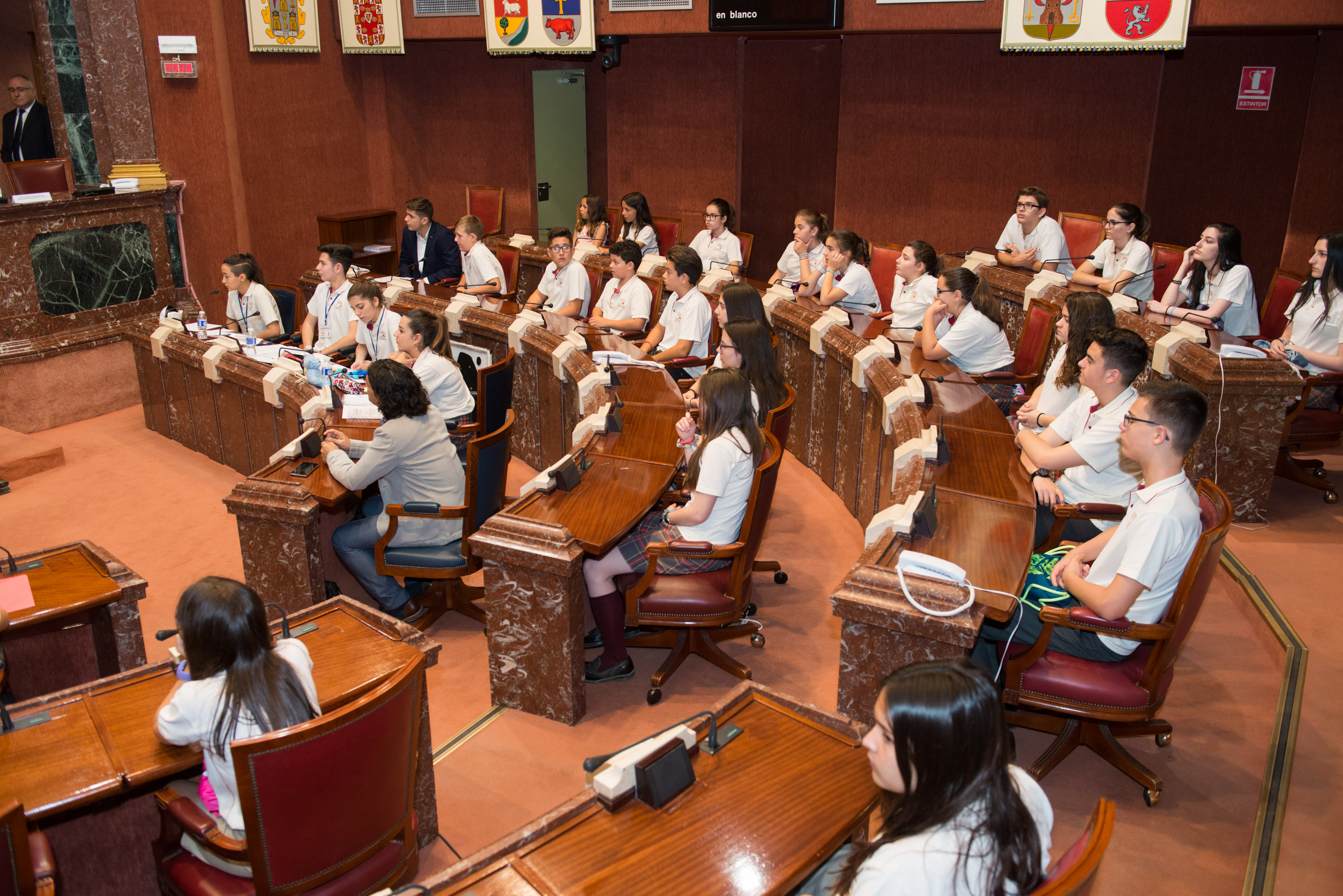 Debate escolar entre los colegios Miralmonte y Virgen del Pasico