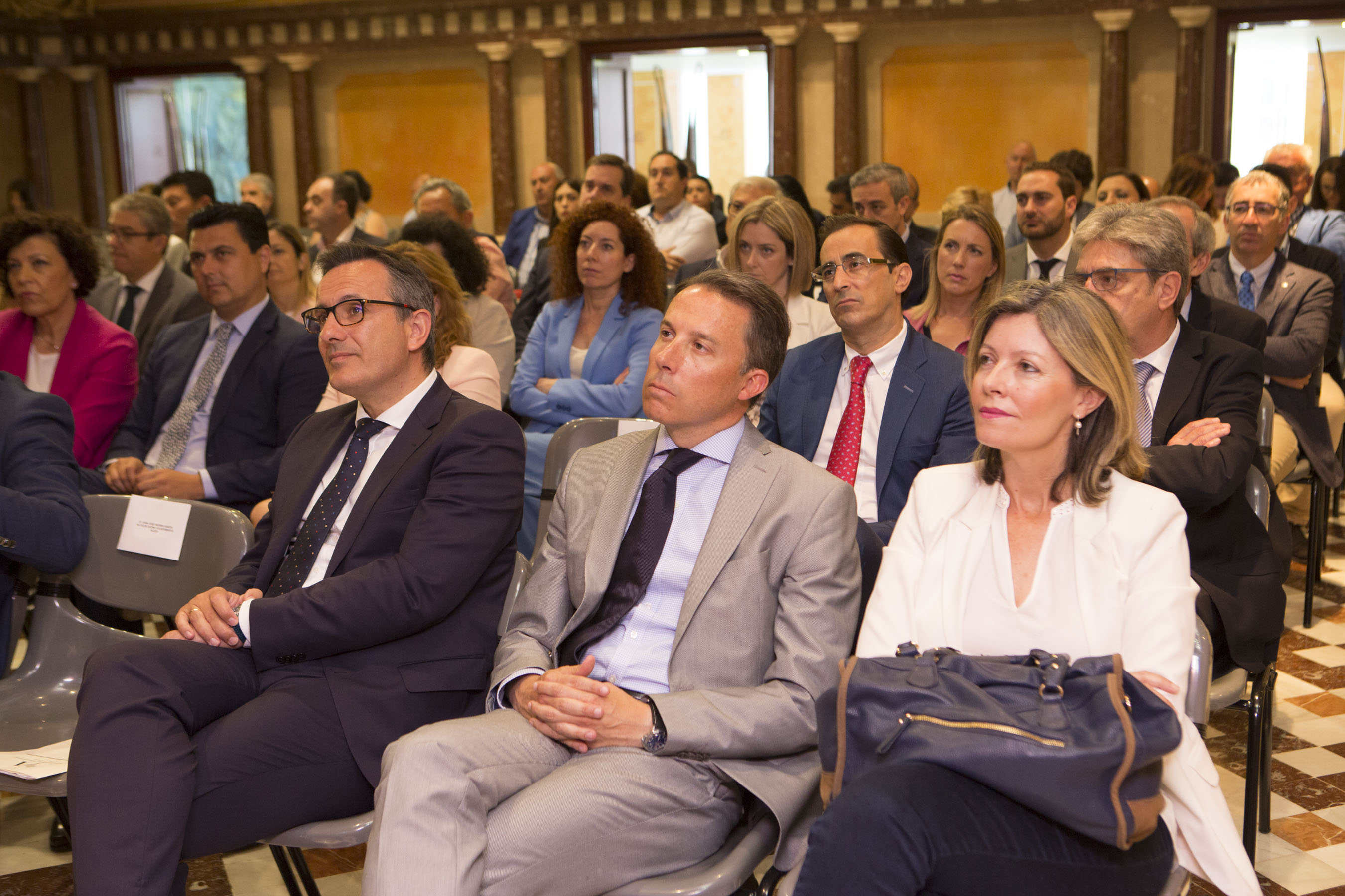 Público asistente al Debate del Estado de la Región