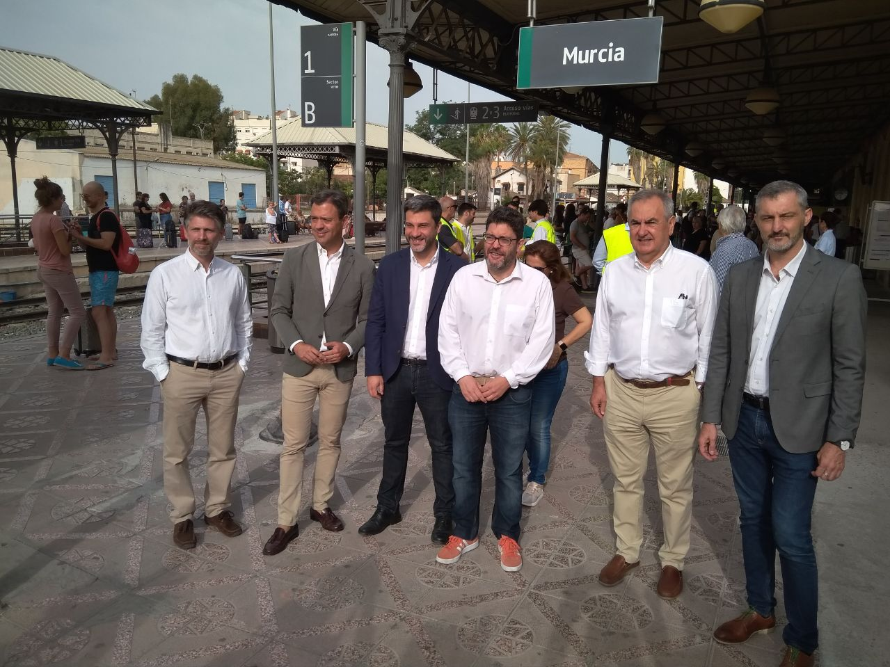 La Comisión Especial de Seguimiento de la entrada del AVE a la Región de Murcia visita las obras