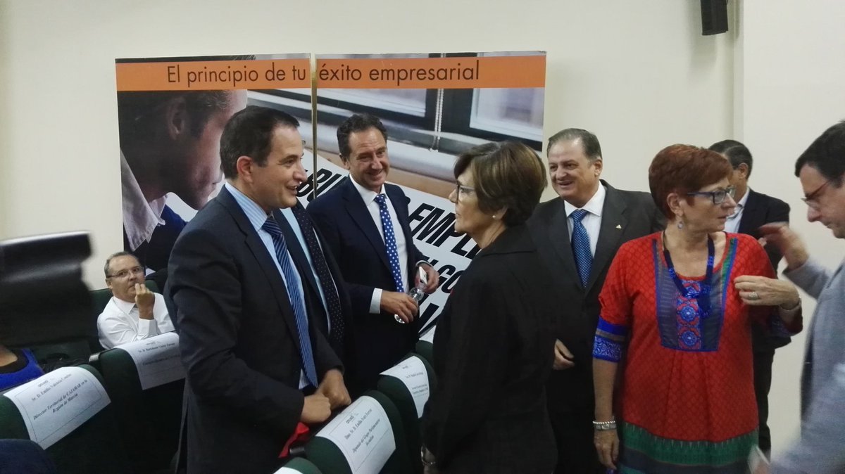 La presidenta de la Cámara, Rosa Peñalver, clausura la XXX Asamblea General de Amusal