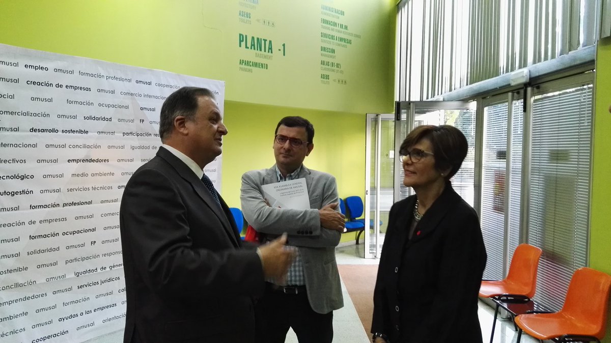 La presidenta de la Cámara, Rosa Peñalver, clausura la XXX Asamblea General de Amusal