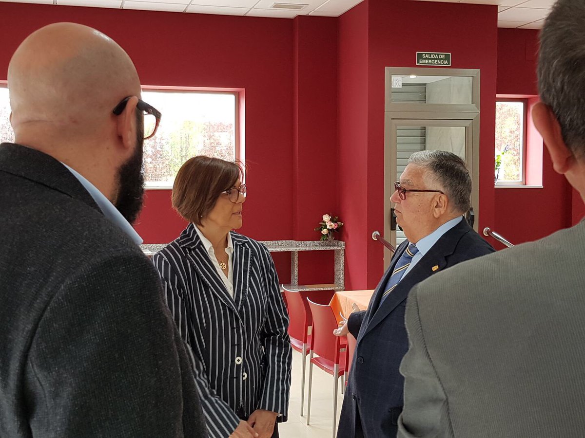 La presidenta de la Asamblea, Rosa Peñalver, ha visitado la Hospitalidad Santa Teresa
