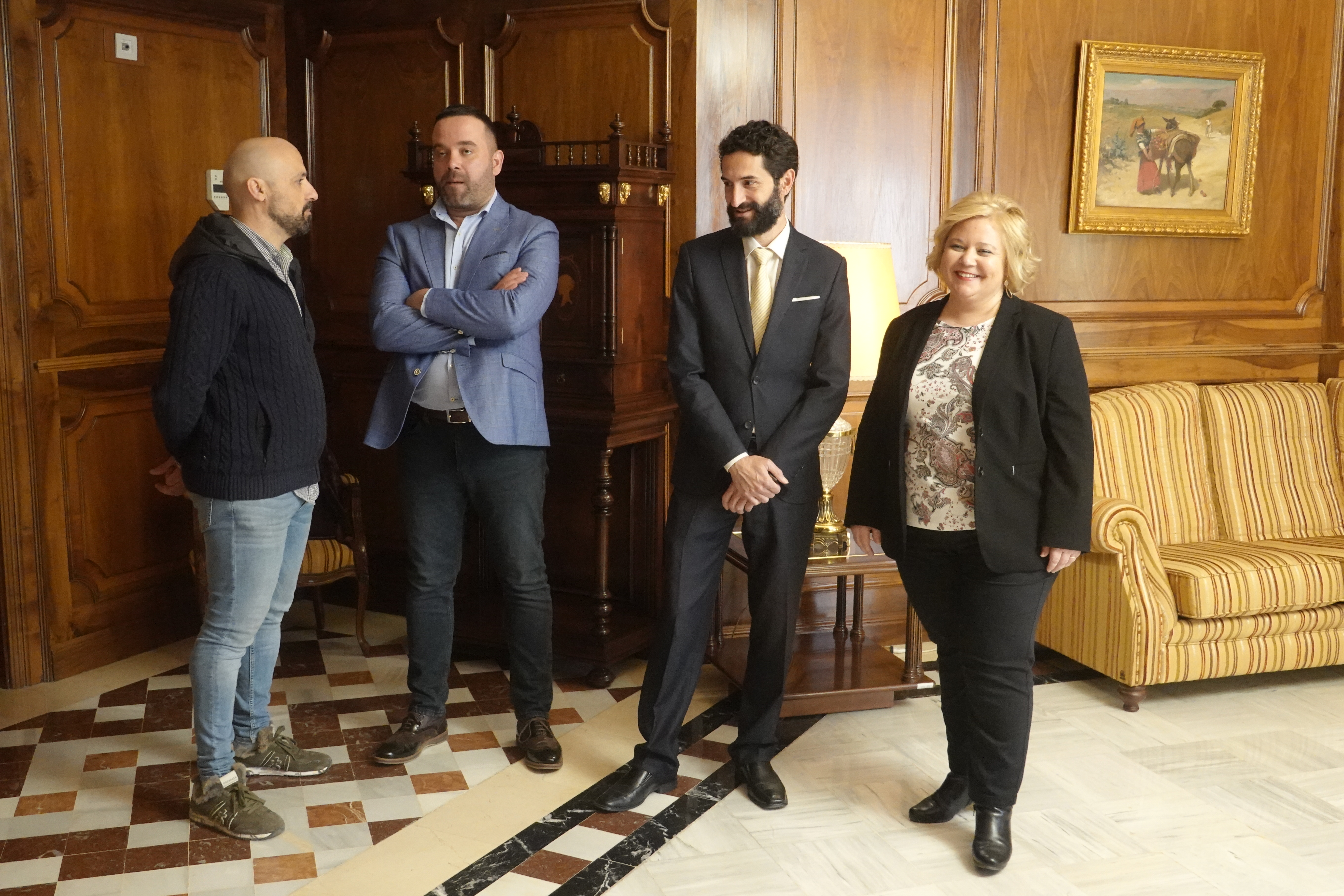 Ana Correa ha estado acompañada de los vicepresidentes de COEC Francisco Bernal y Juan José López Escolar, y del tesorero, José Manuel Antón