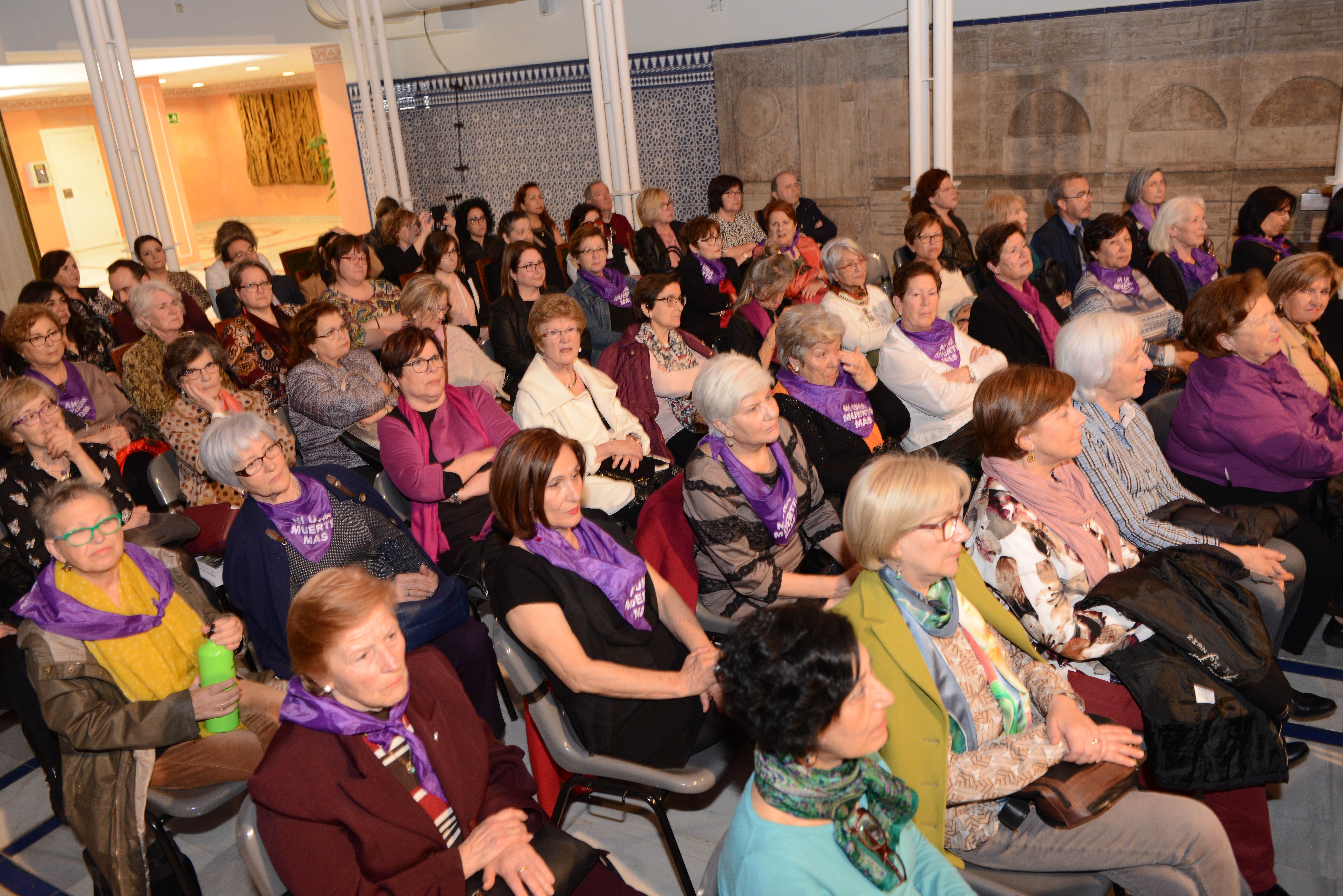 La Asamblea Regional ha celebrado con Martirio el Día Internacional de la Mujer