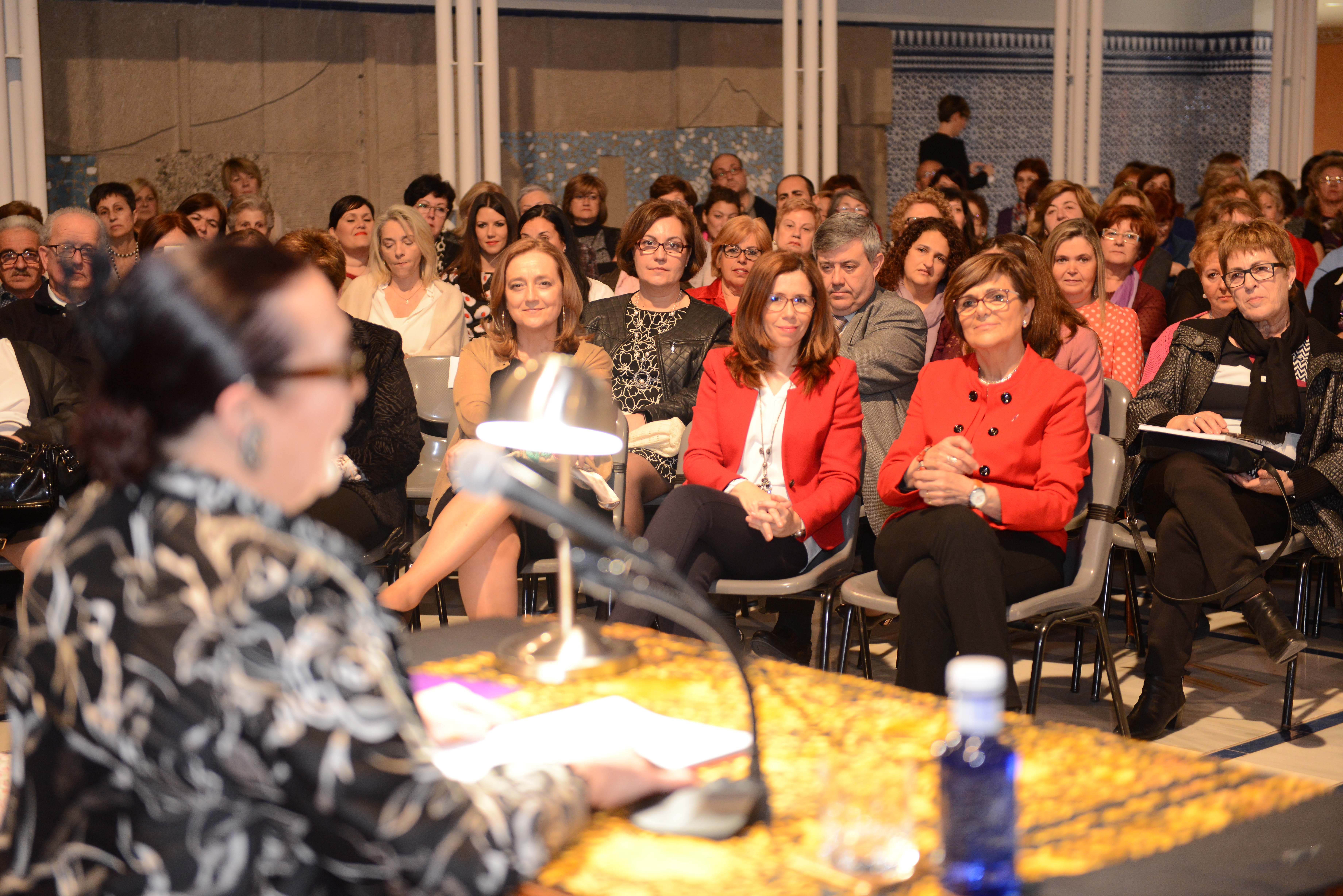La Asamblea Regional ha celebrado con Martirio el Día Internacional de la Mujer