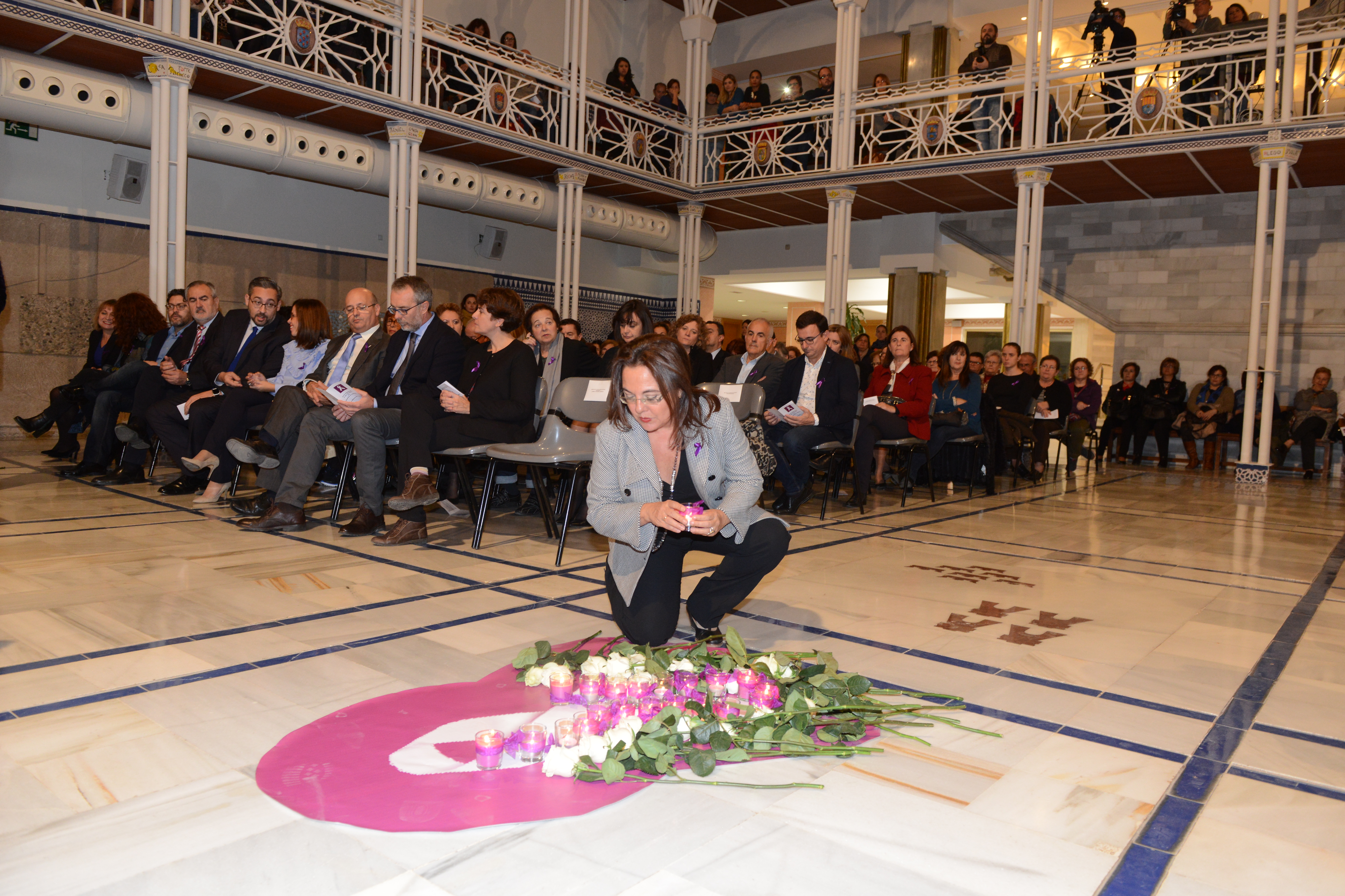 Acto homenaje a las víctimas de violencia de género