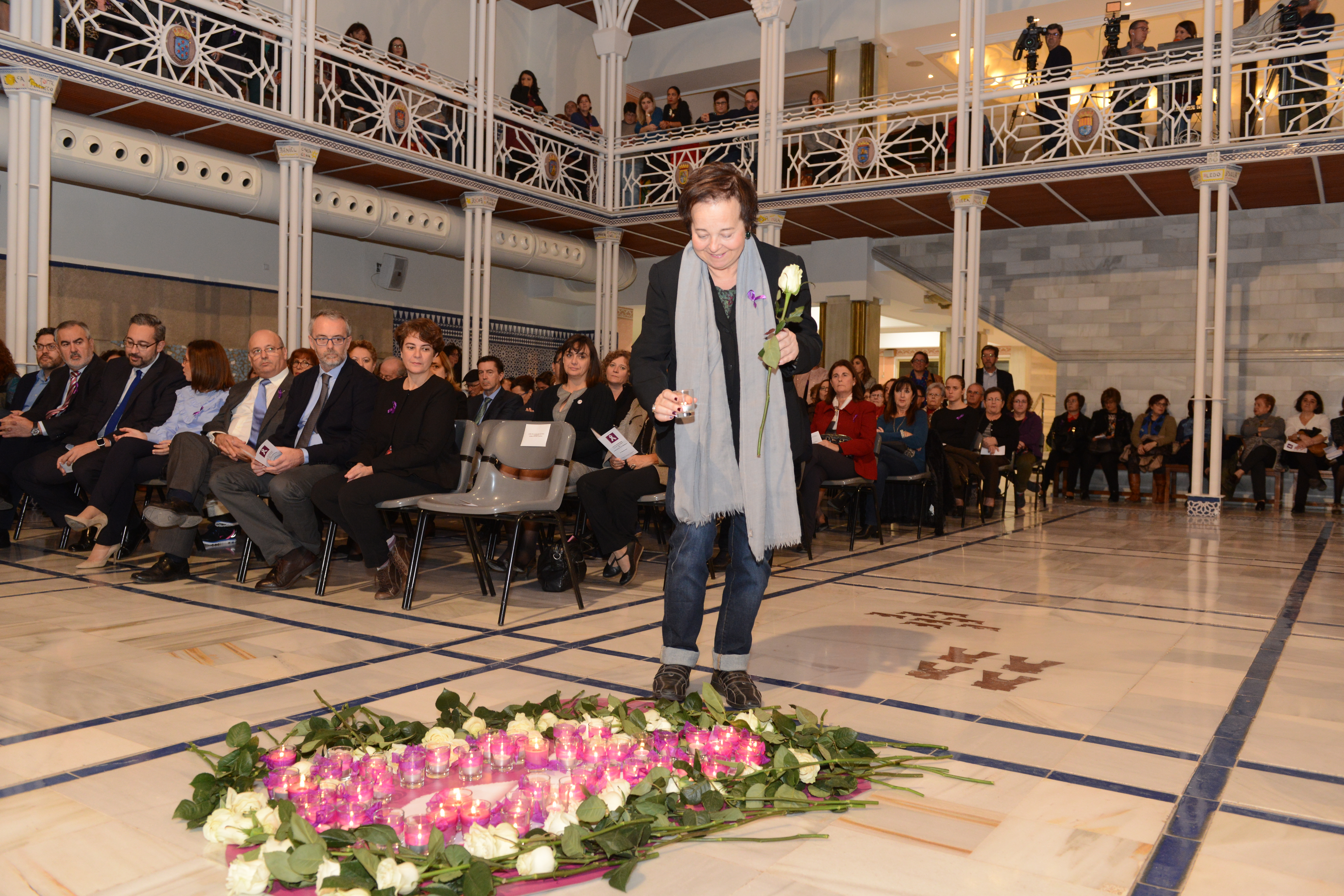 Acto homenaje a las víctimas de violencia de género