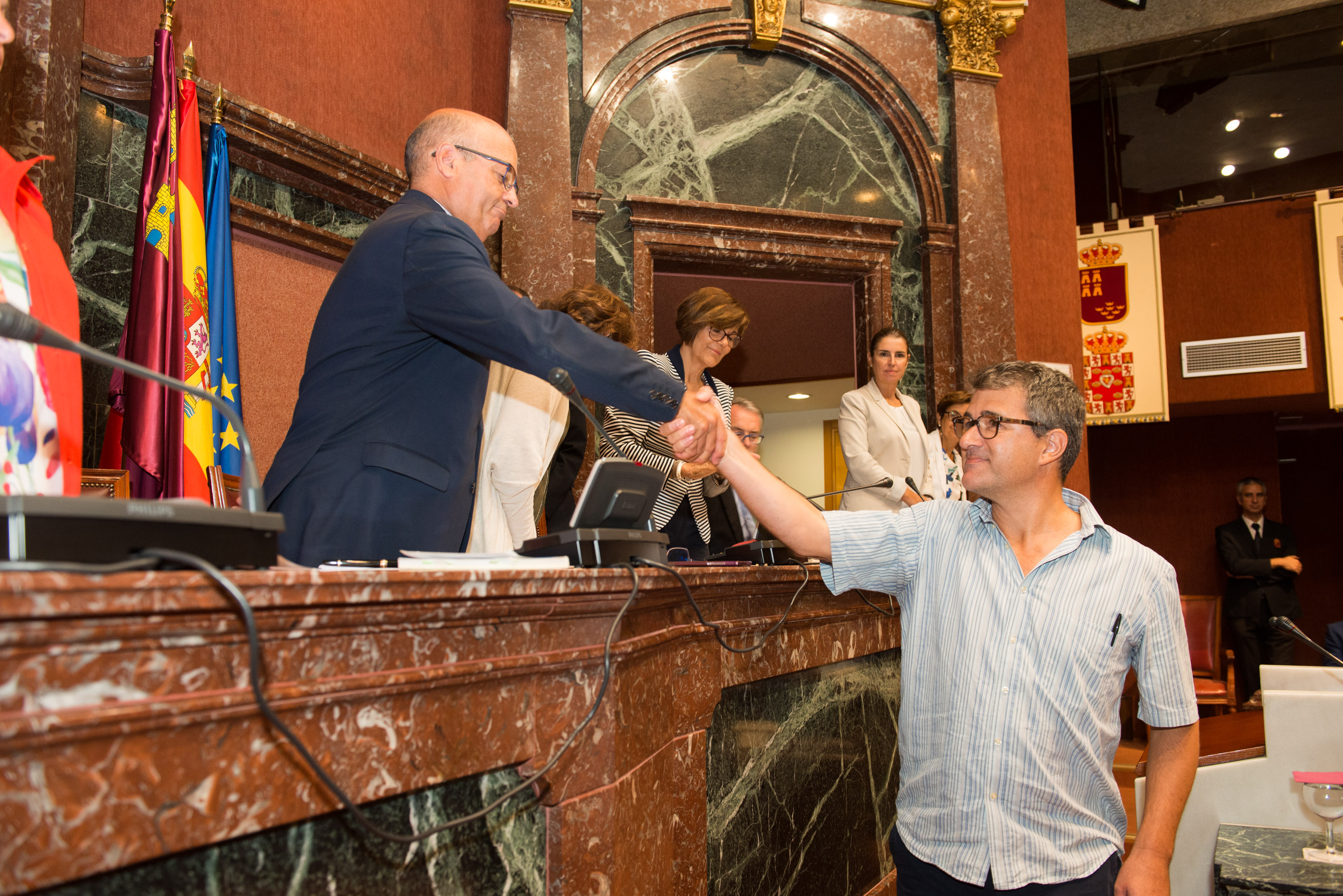 Miguel García Quesada toma posesión de su escaño como diputado regional por el Grupo Parlamentario Podemos