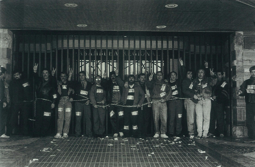 El incendio del Parlamento autonómico se produjo el 3 de febrero de 1992