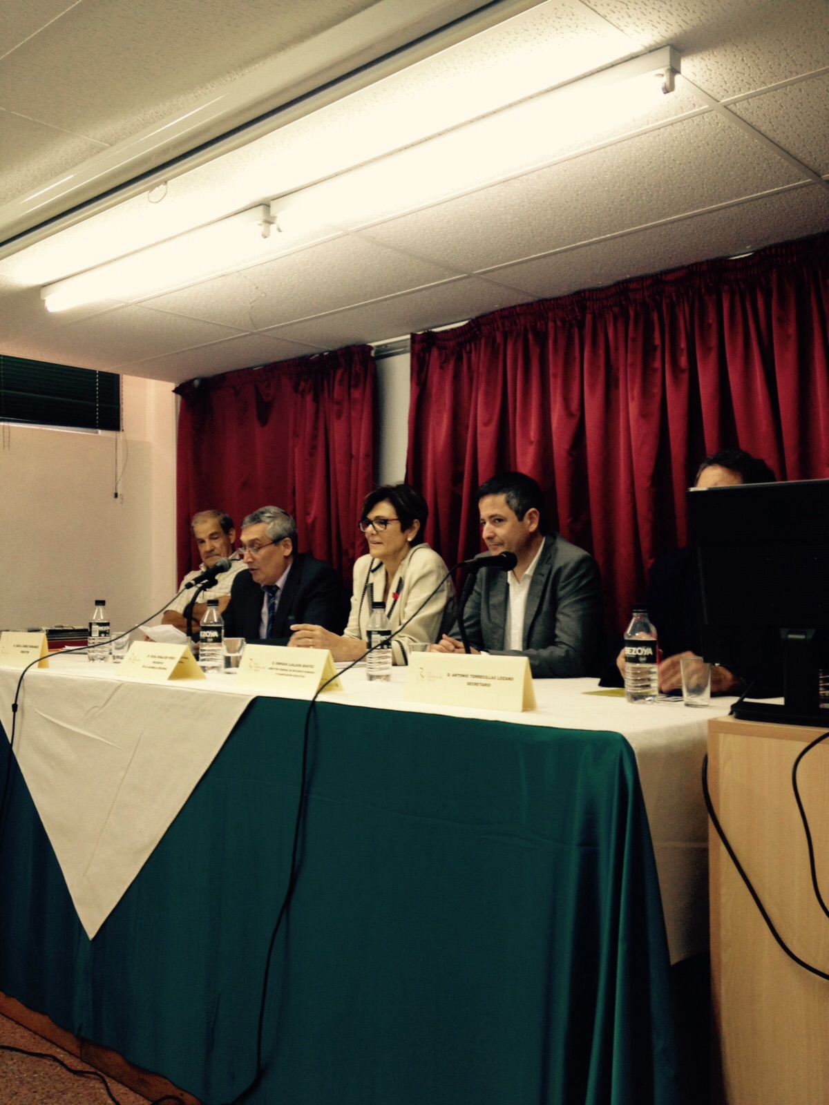 La presidenta de la Asamblea, Rosa Peñalver, en la inauguración del curso escolar del instituto "Ramón y Cajal" de Murcia