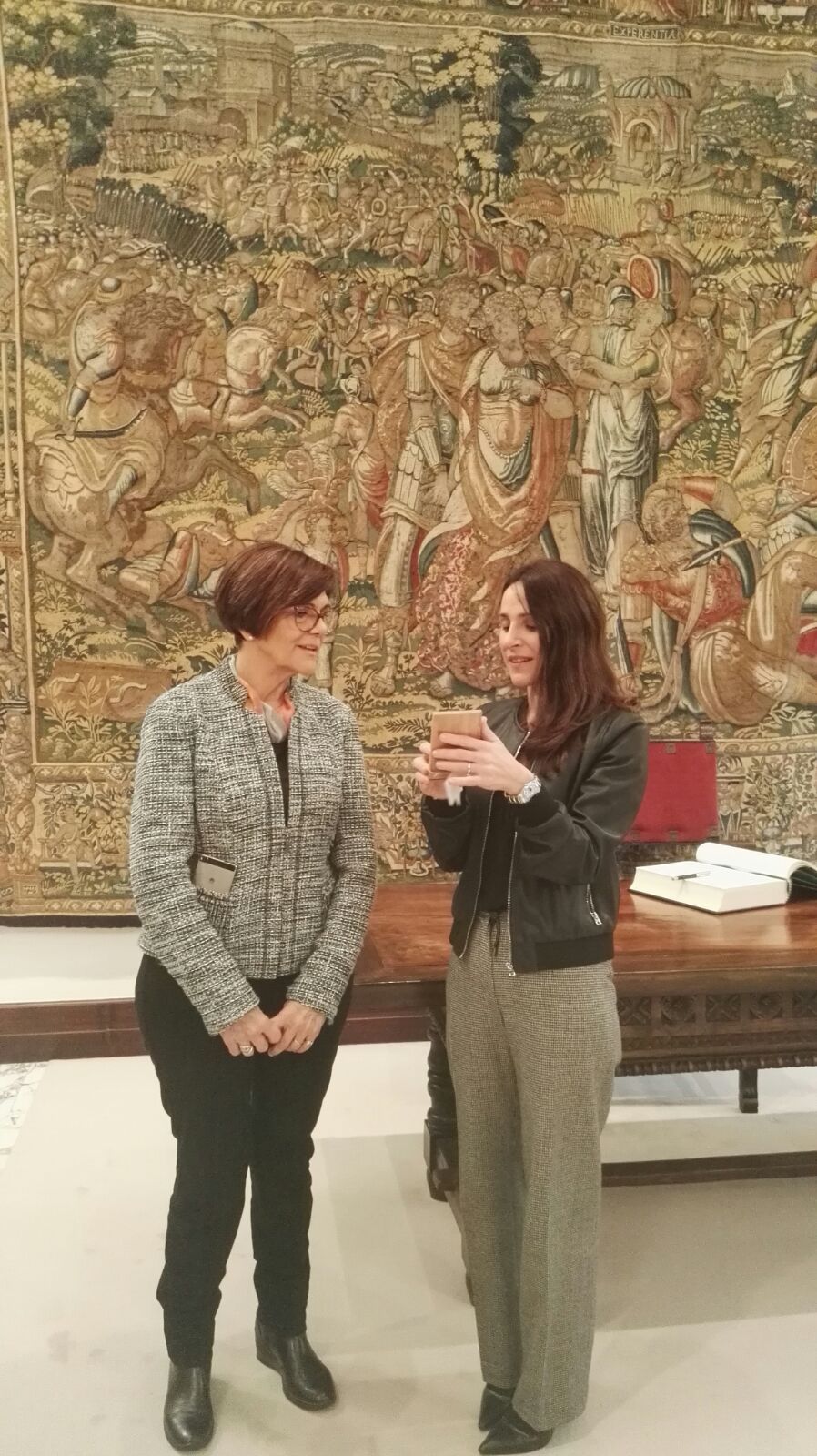 Rosa Peñalver se ha entrevistado con la presidenta del Parlamento Vasco, Bakartxo Tejeria
