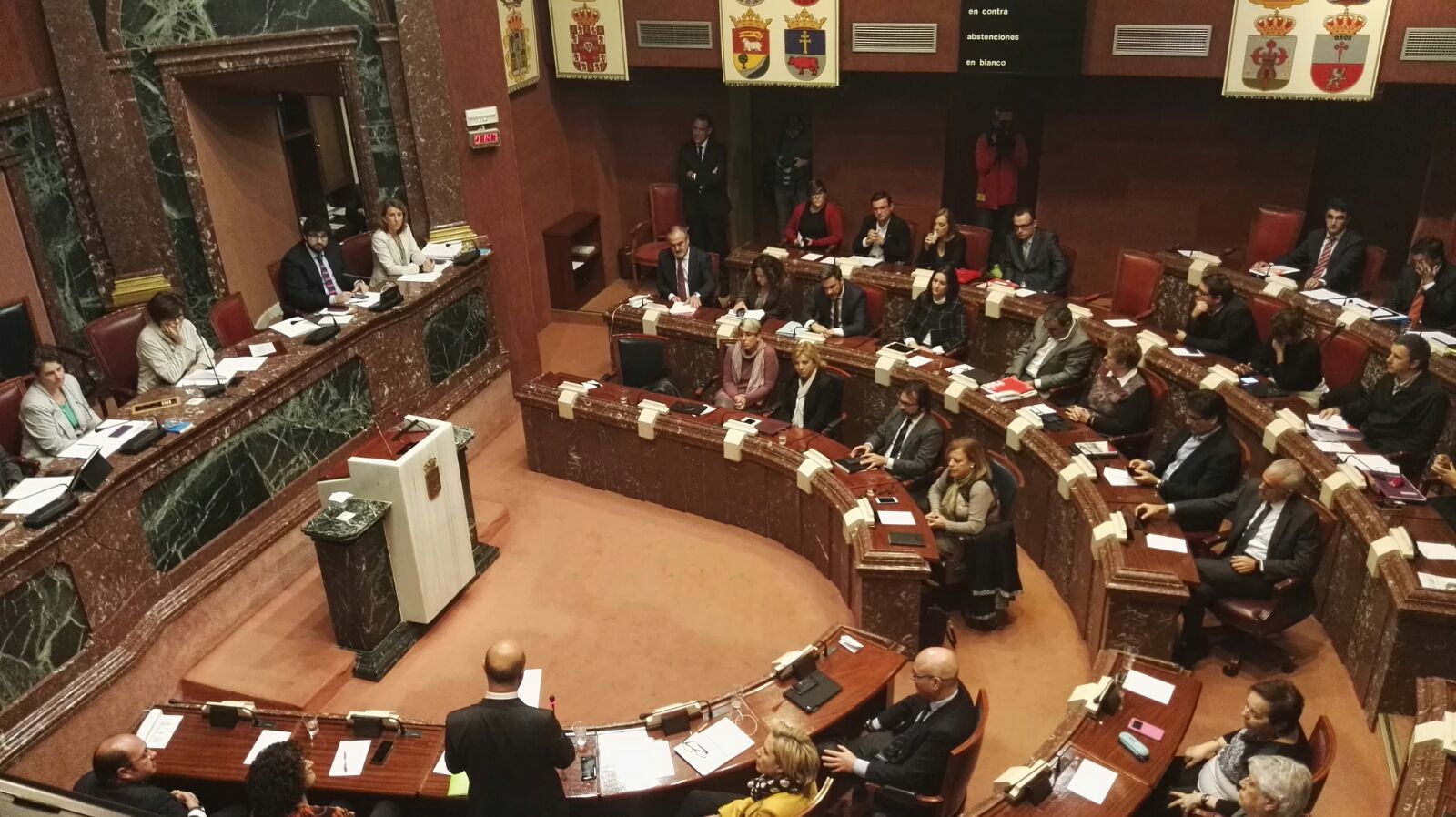 Sesión plenaria correspondiente al debate de presupuestos regionales 2017