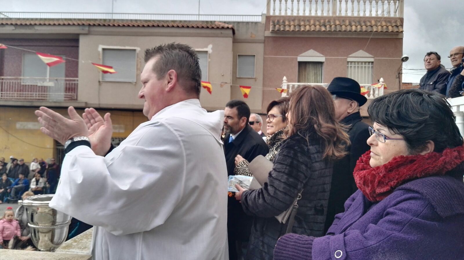 La presidenta de la Asamblea Regional, Rosa Peñalver, ha asistido a la celebración de San Antonio Abad