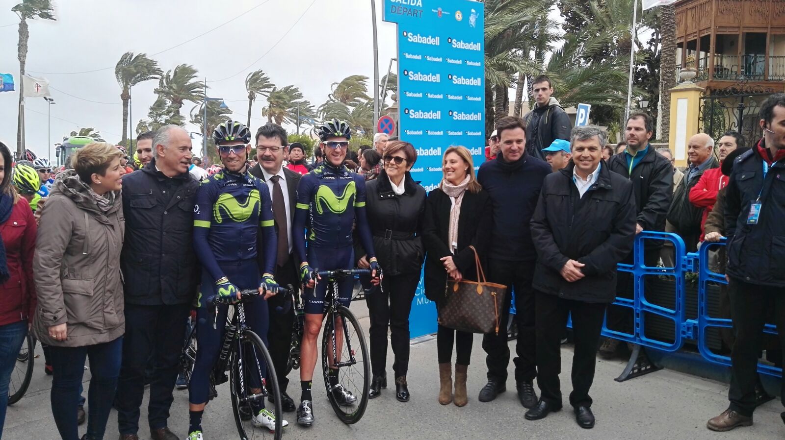 La presidenta de la Asamblea ha seguido la Vuelta Ciclista a Murcia en directo