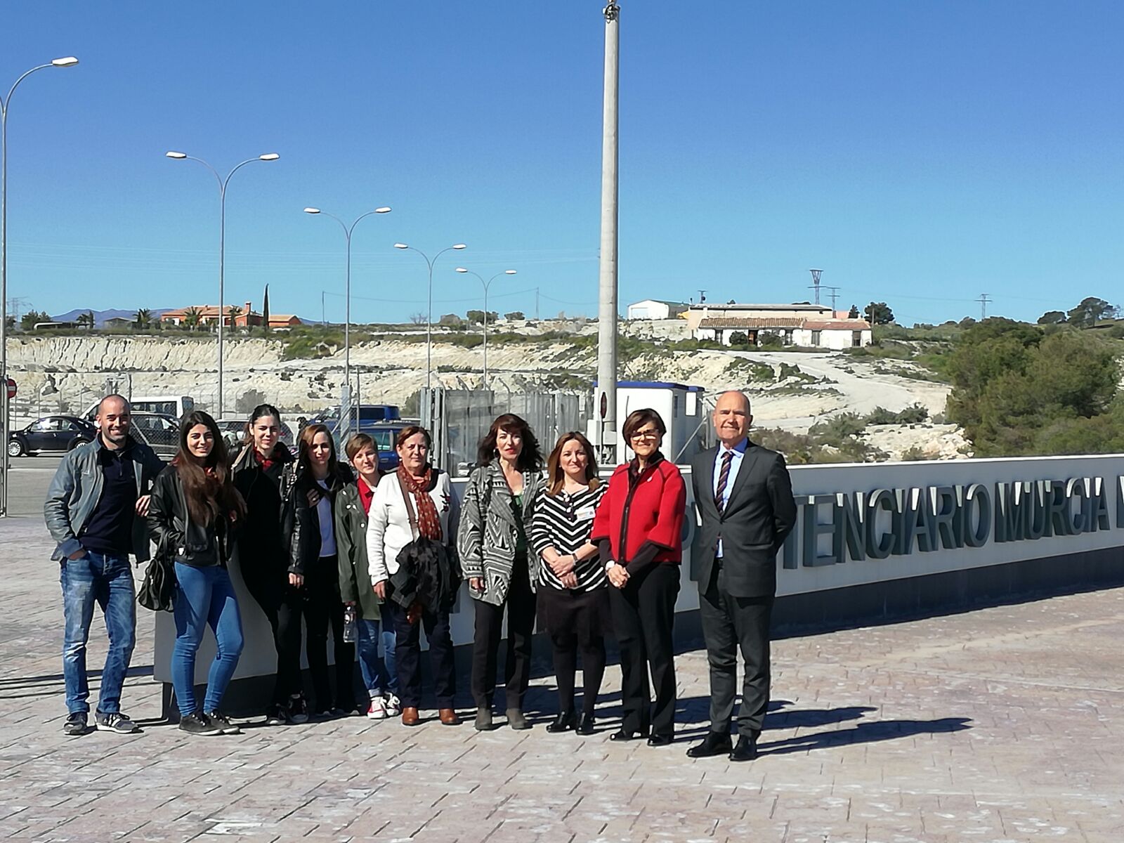 La presidenta ha participado con Solidarios para el Desarrollo en un taller en el Centro Penitenciario Murcia II