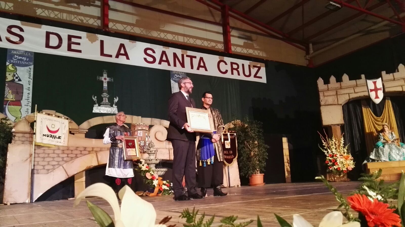 El portavoz del Grupo Parlamentario Popular, Víctor Manuel Martínez Muñoz, ha sido nombrado asociado de honor