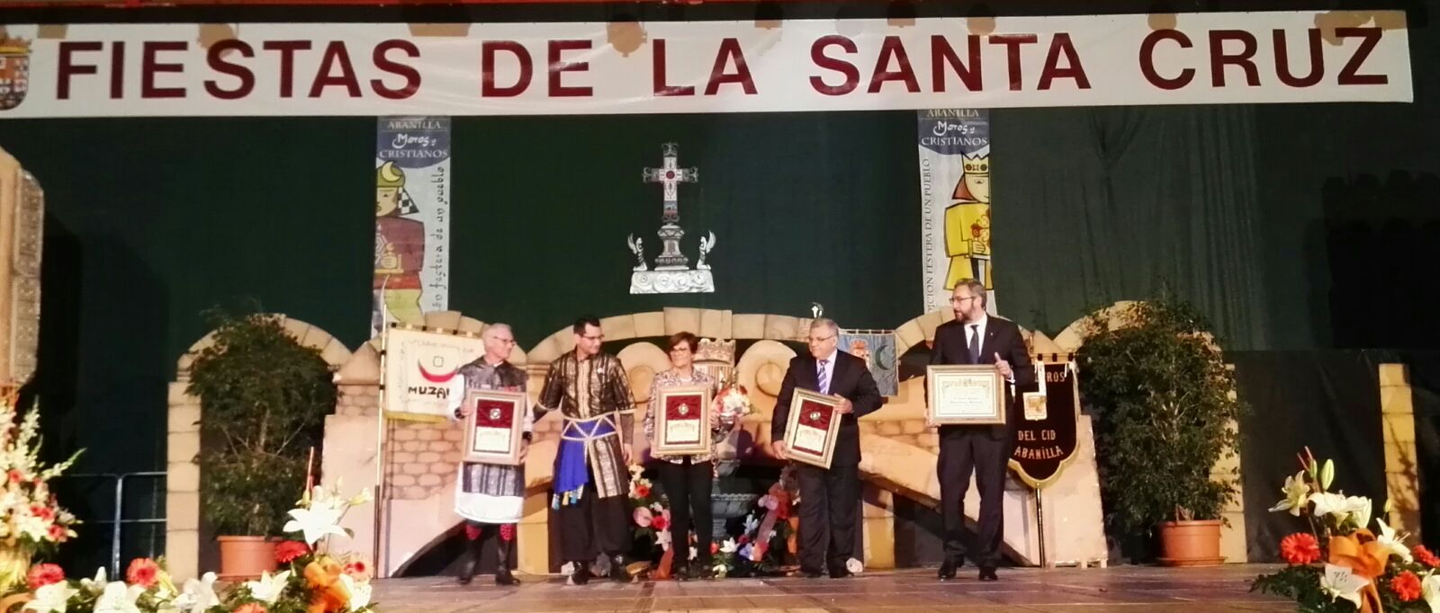 La Federación de Motos y Cristianos de Abanilla premia a la Asamblea