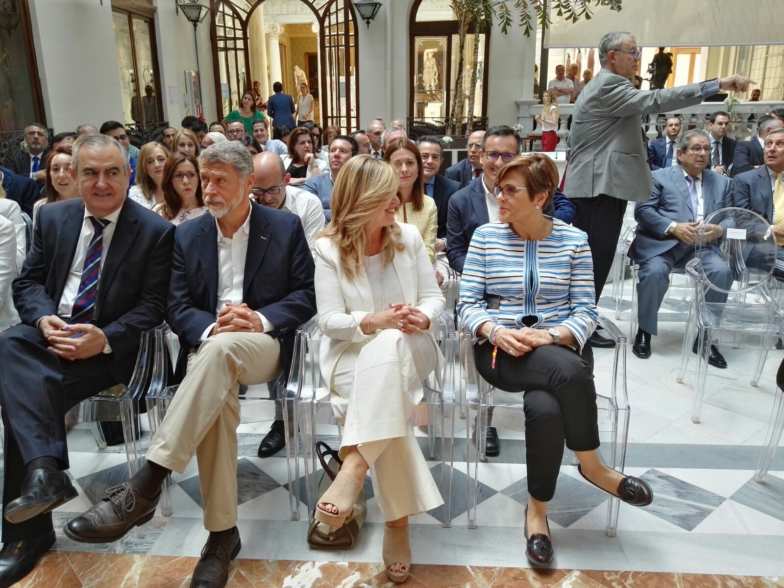 Trinidad Jiménez ha ofrecido una charla coloquio en el Foro Nueva Murcia