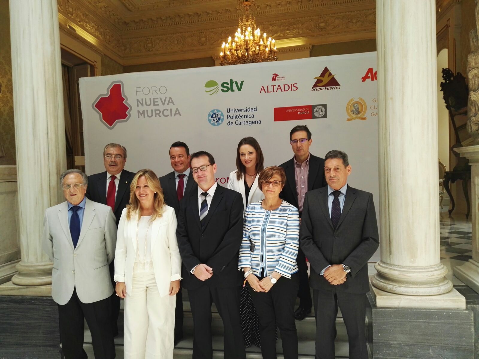 Trinidad Jiménez ha ofrecido una charla coloquio en el Foro Nueva Murcia