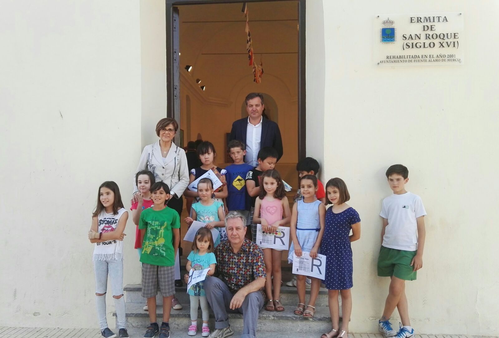 Entrega de premios del concurso de pintura infantil al aire libre en el entorno de la Ermita de San Roque