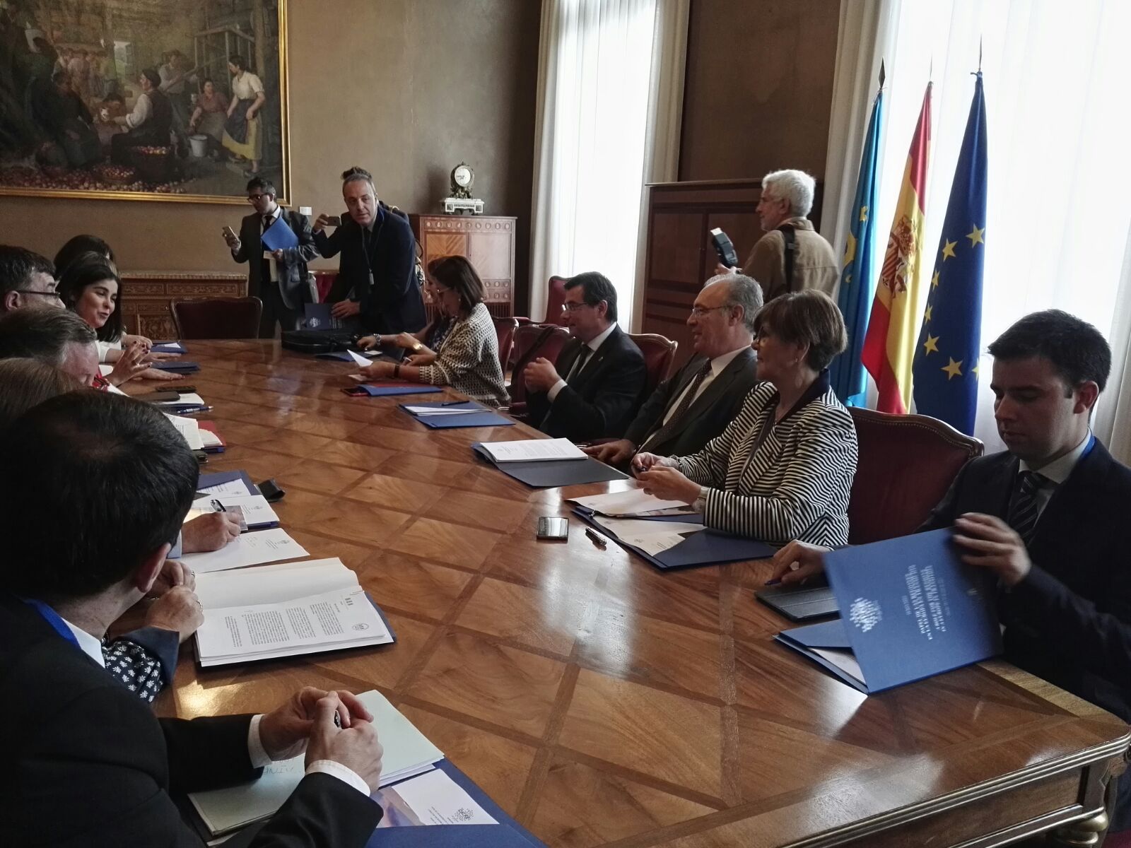 Rosa Peñalver participa en el seminario XX Aniversario de la CALRE, "Papel de las regiones en la Europa en transición"