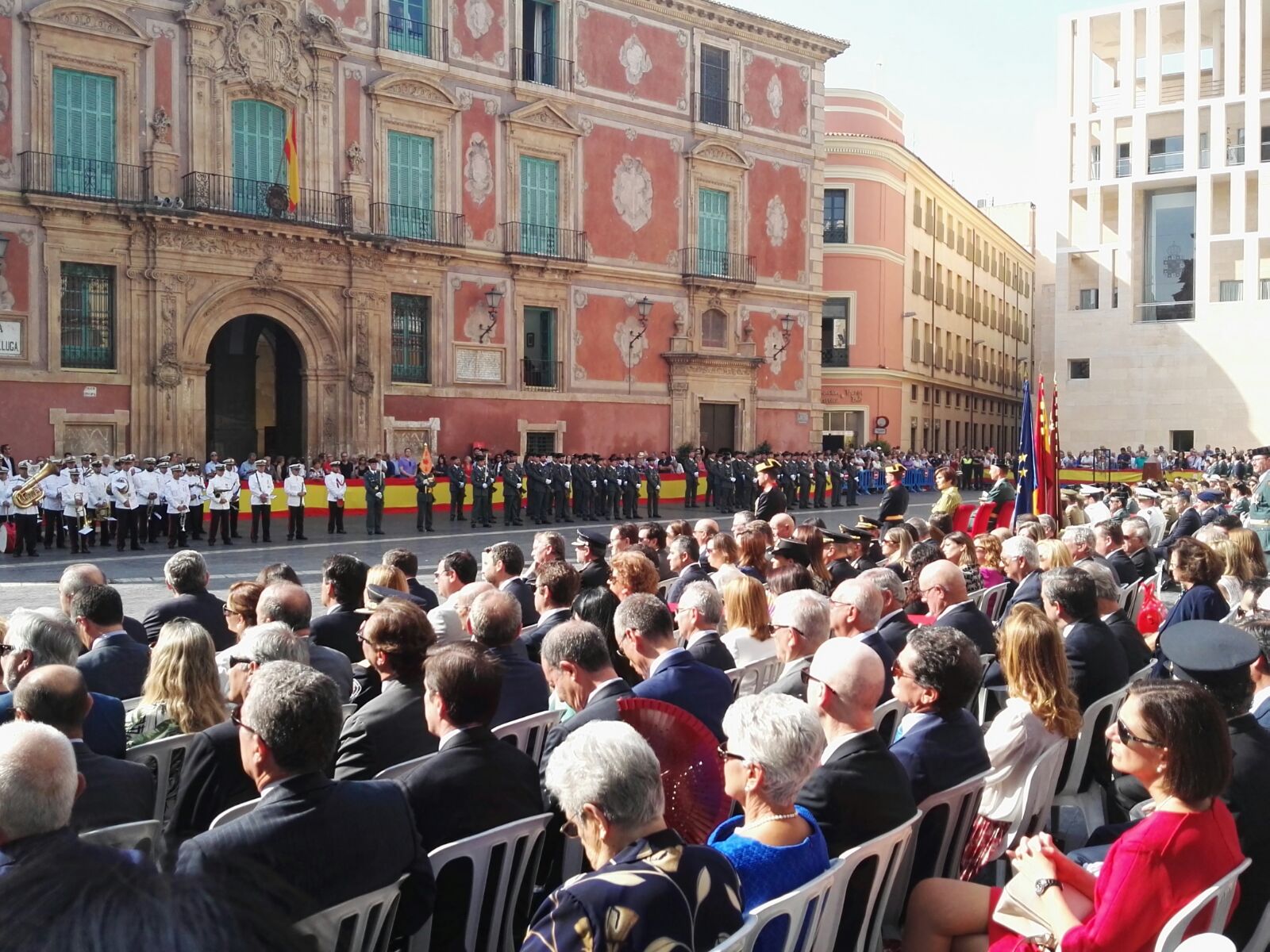 La Asamblea Regional de Murcia acompaña a la Guardia Civil en la celebración de su Patrona