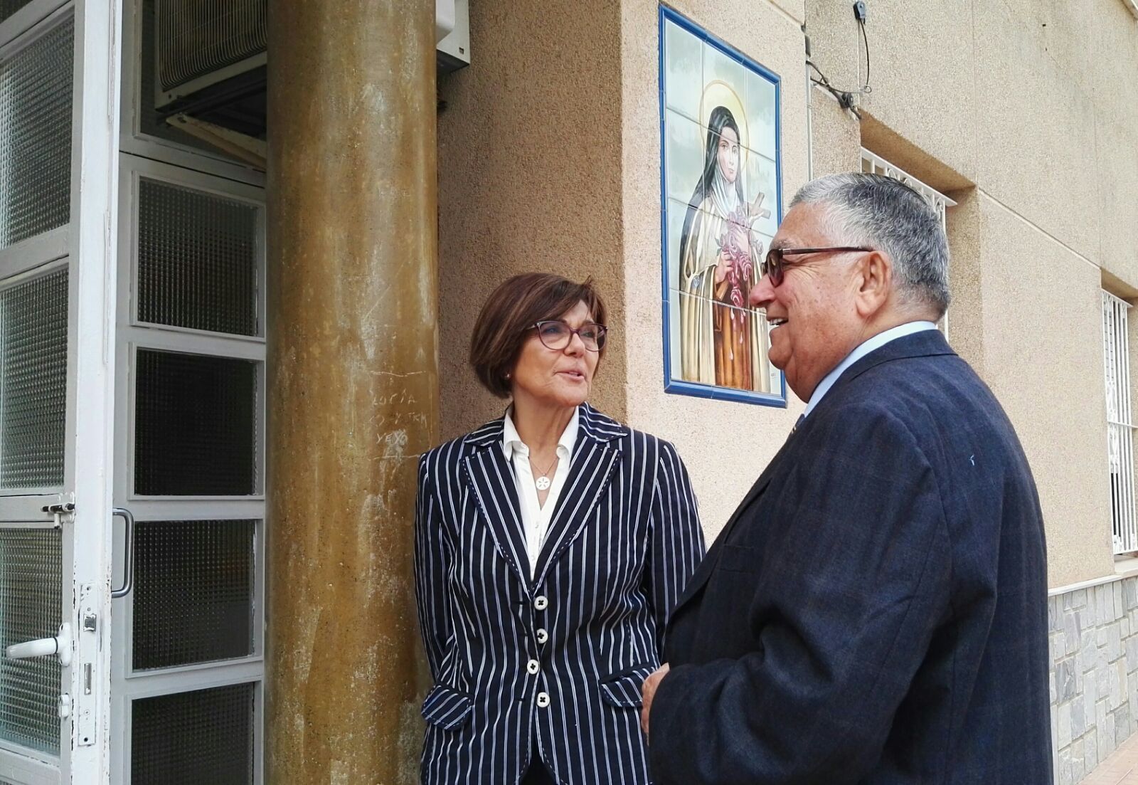 La presidenta de la Asamblea, Rosa Peñalver, ha visitado la Hospitalidad Santa Teresa