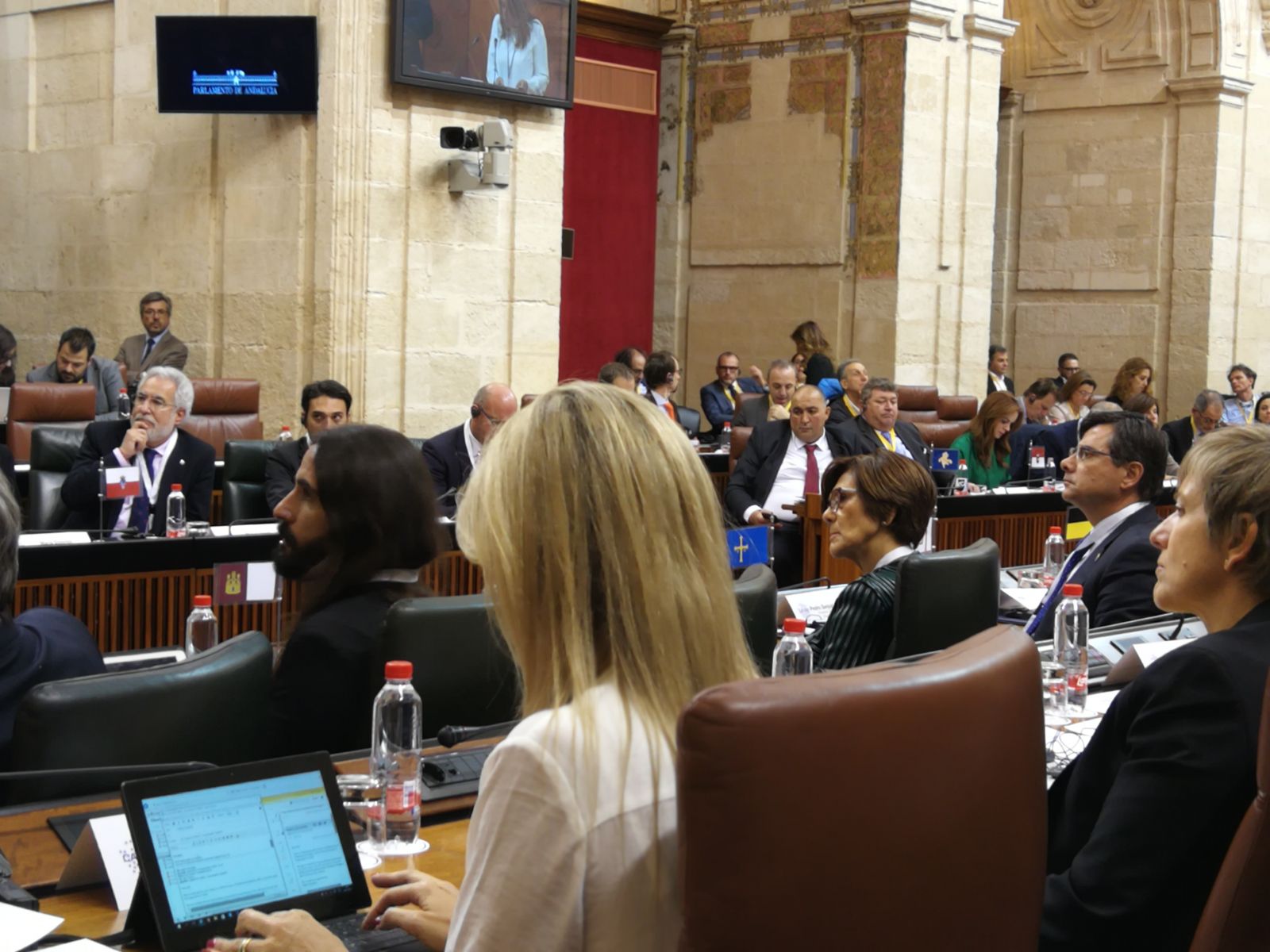 La presidenta de la Cámara autonómica, Rosa Peñalver, en la Asamblea Plenaria de Calre