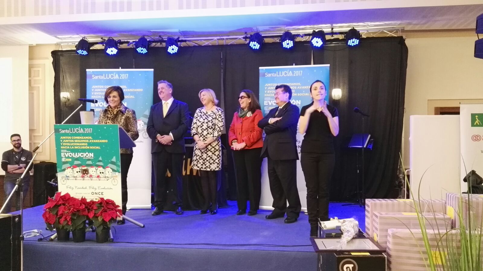 La presidenta de la Asamblea, Rosa Peñalver, ha acompañado a ONCE Región de Murcia en la celebración de su patrona, Santa Lucía