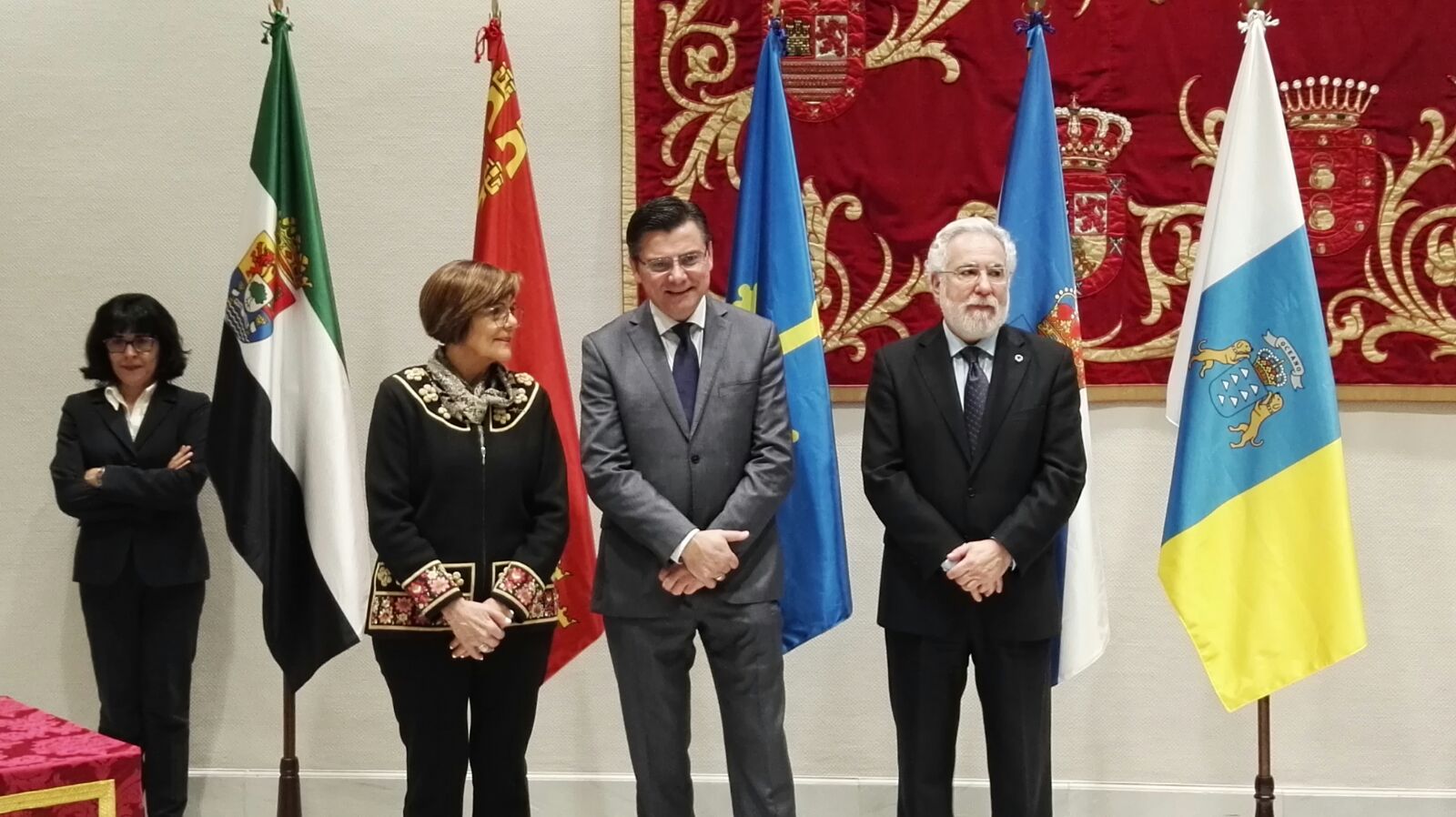 La presidenta de la Asamblea Regional, Rosa Peñalver, con otros presidentes y presidentas de Parlamentos autonómicos