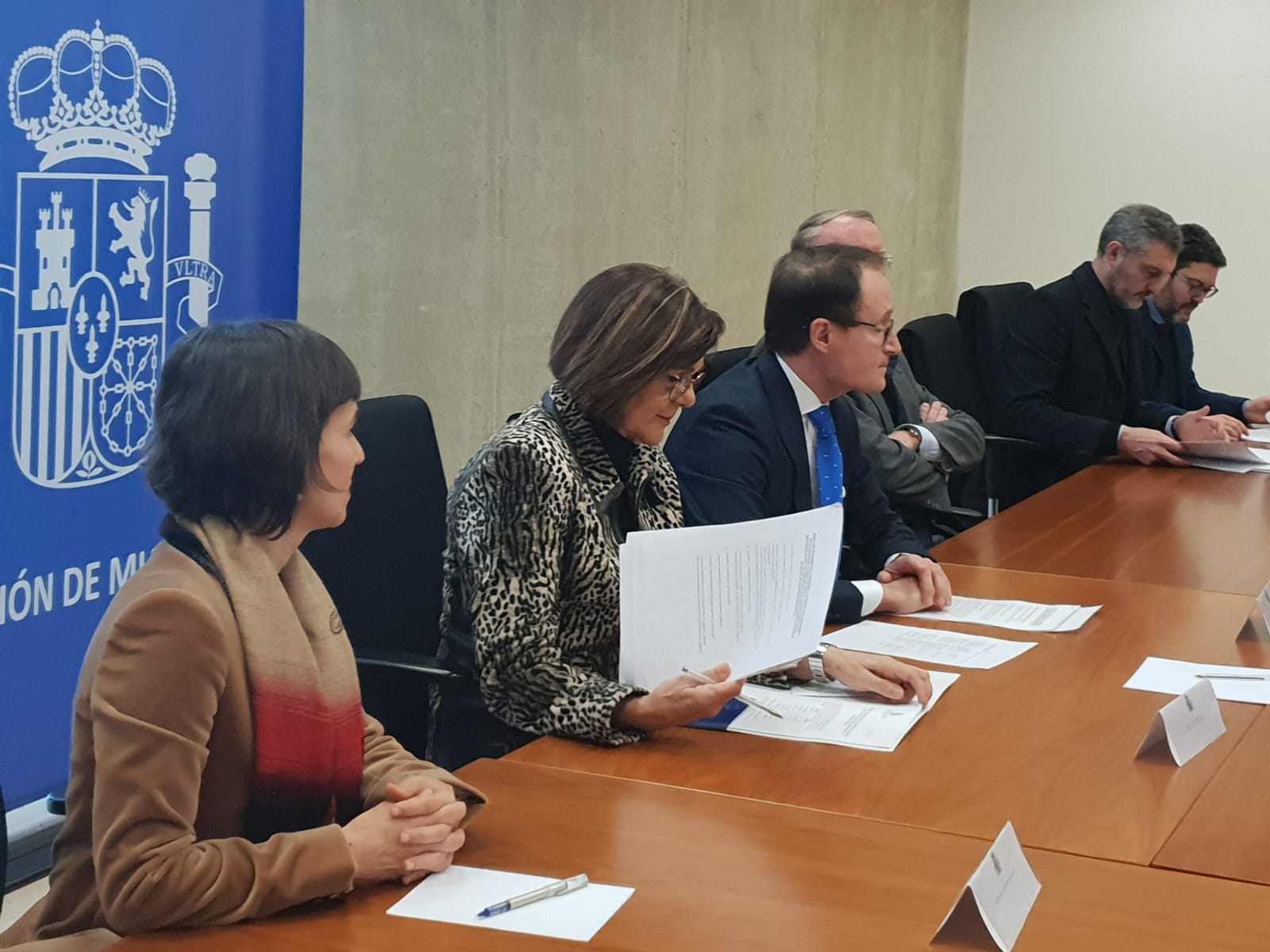 Una amplia delegación de la Asamblea visita la Fiscalía